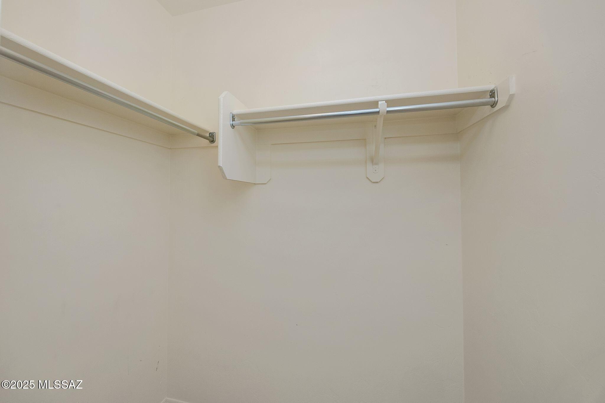 12825 N Oak Creek Drive