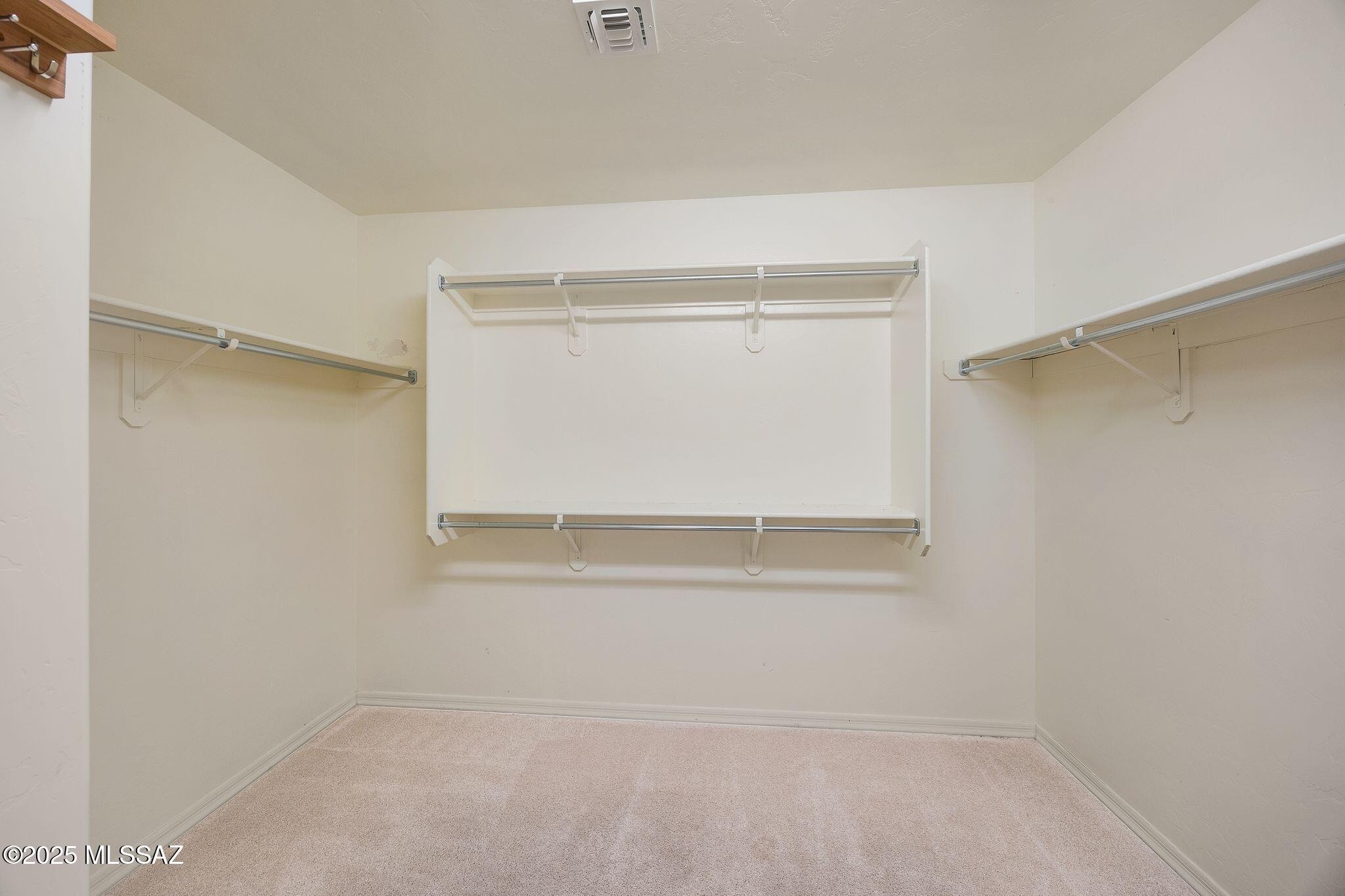 12825 N Oak Creek Drive