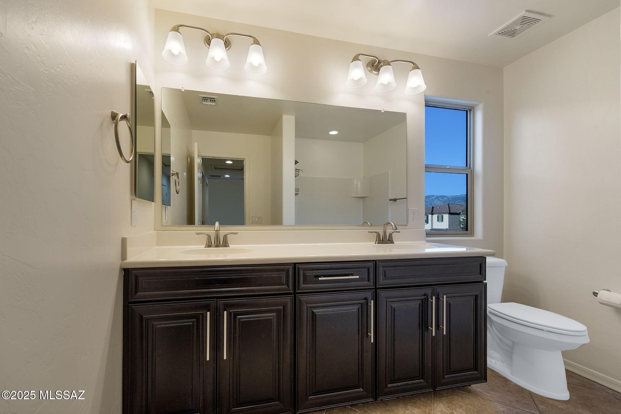 12825 N Oak Creek Drive