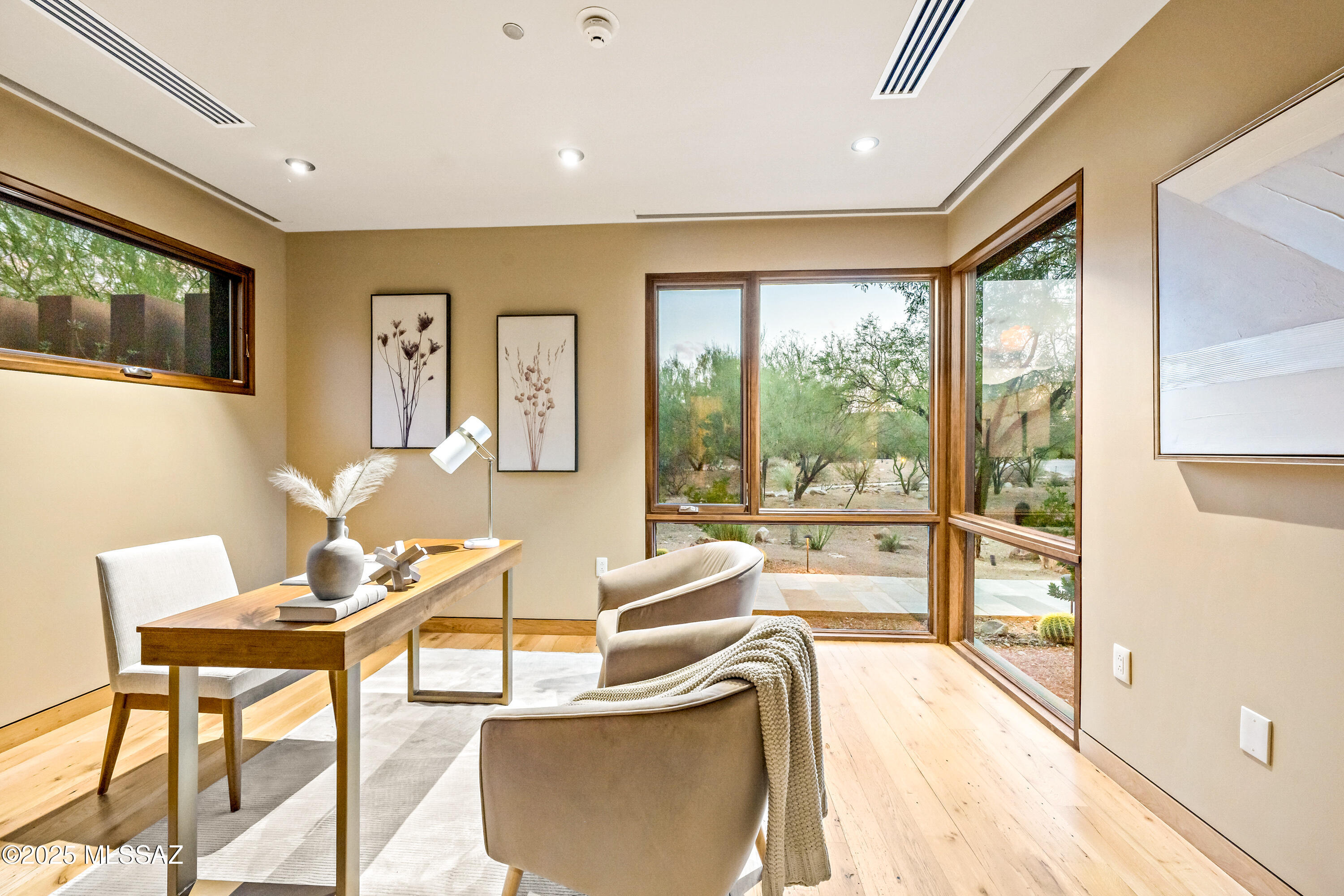 5000 E Via Estancia Miraval Unit: 8