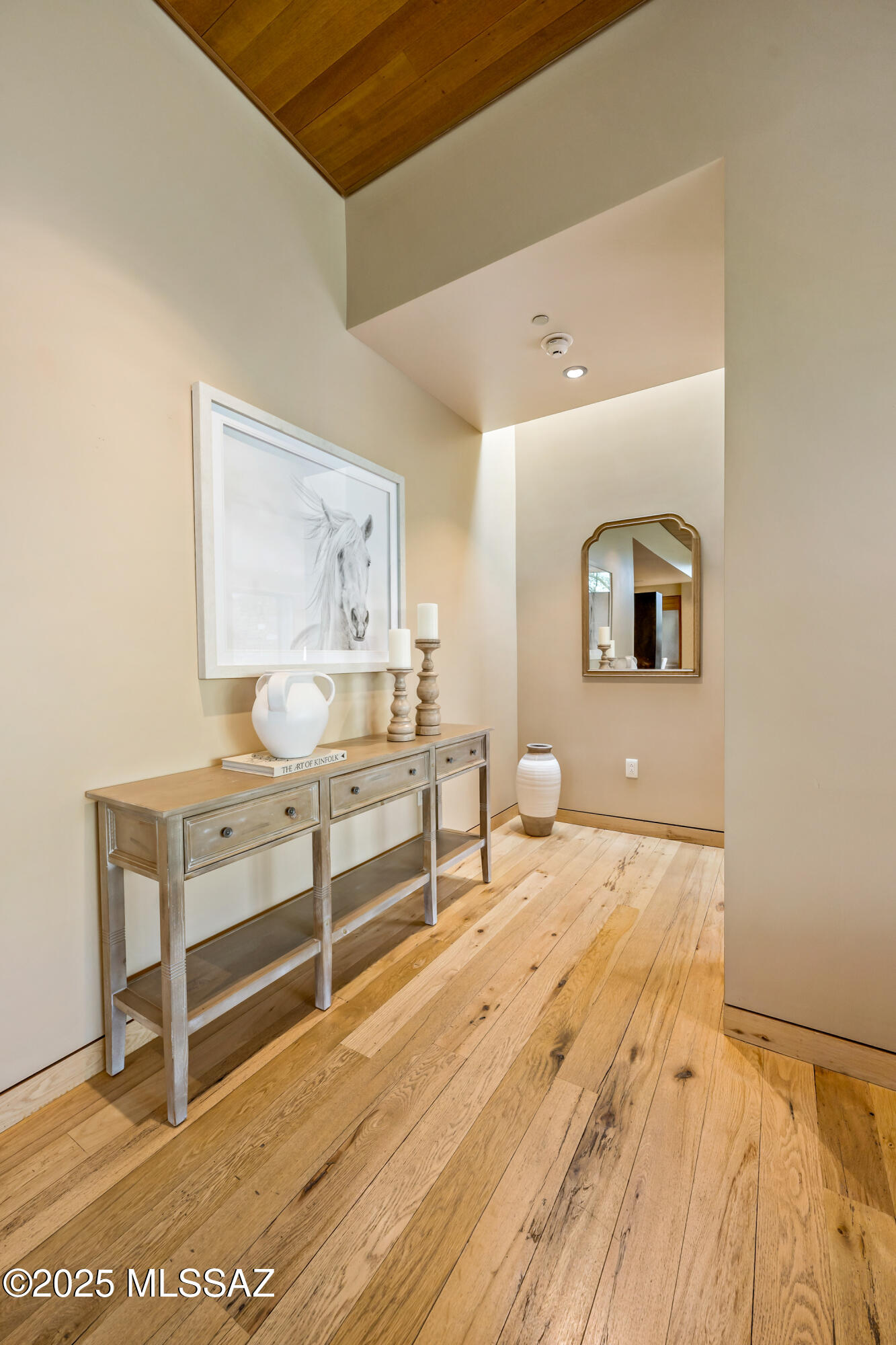 5000 E Via Estancia Miraval Unit: 8