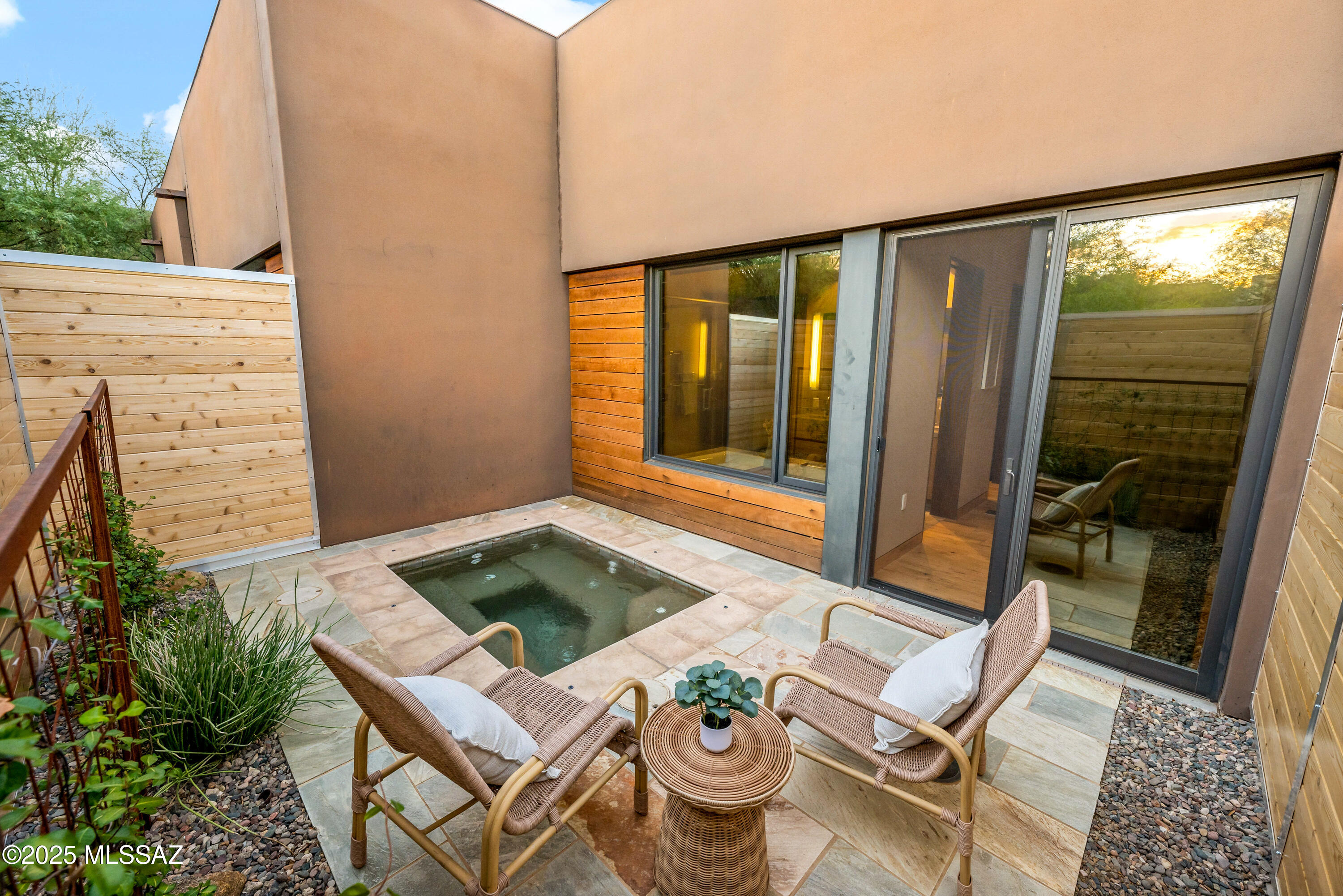 5000 E Via Estancia Miraval Unit: 8