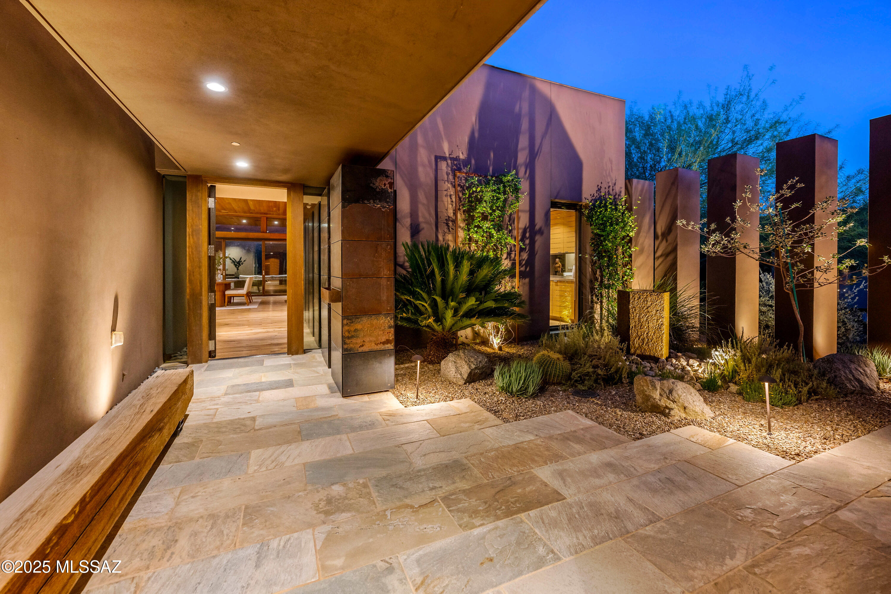 5000 E Via Estancia Miraval Unit: 8