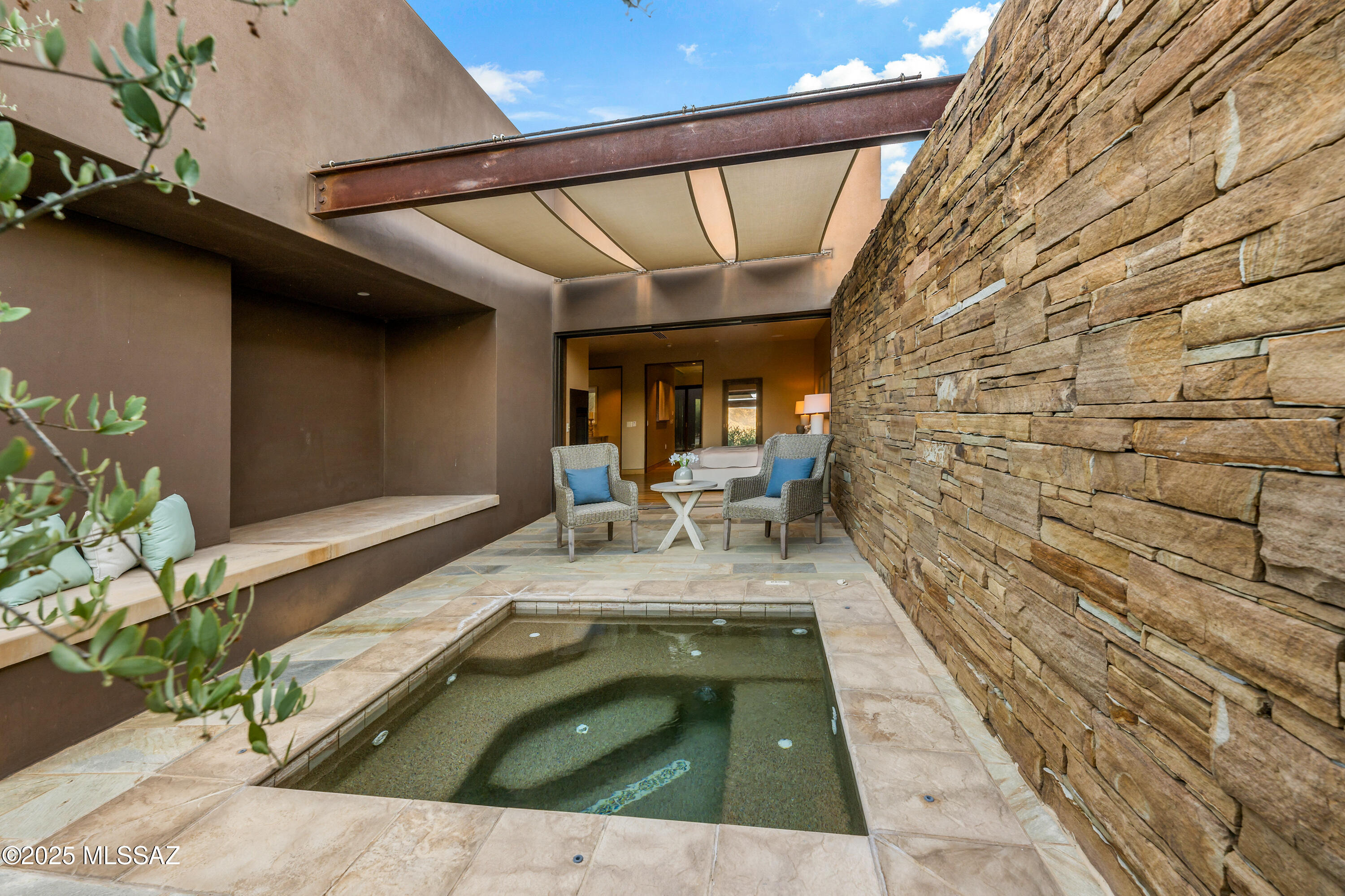 5000 E Via Estancia Miraval Unit: 8