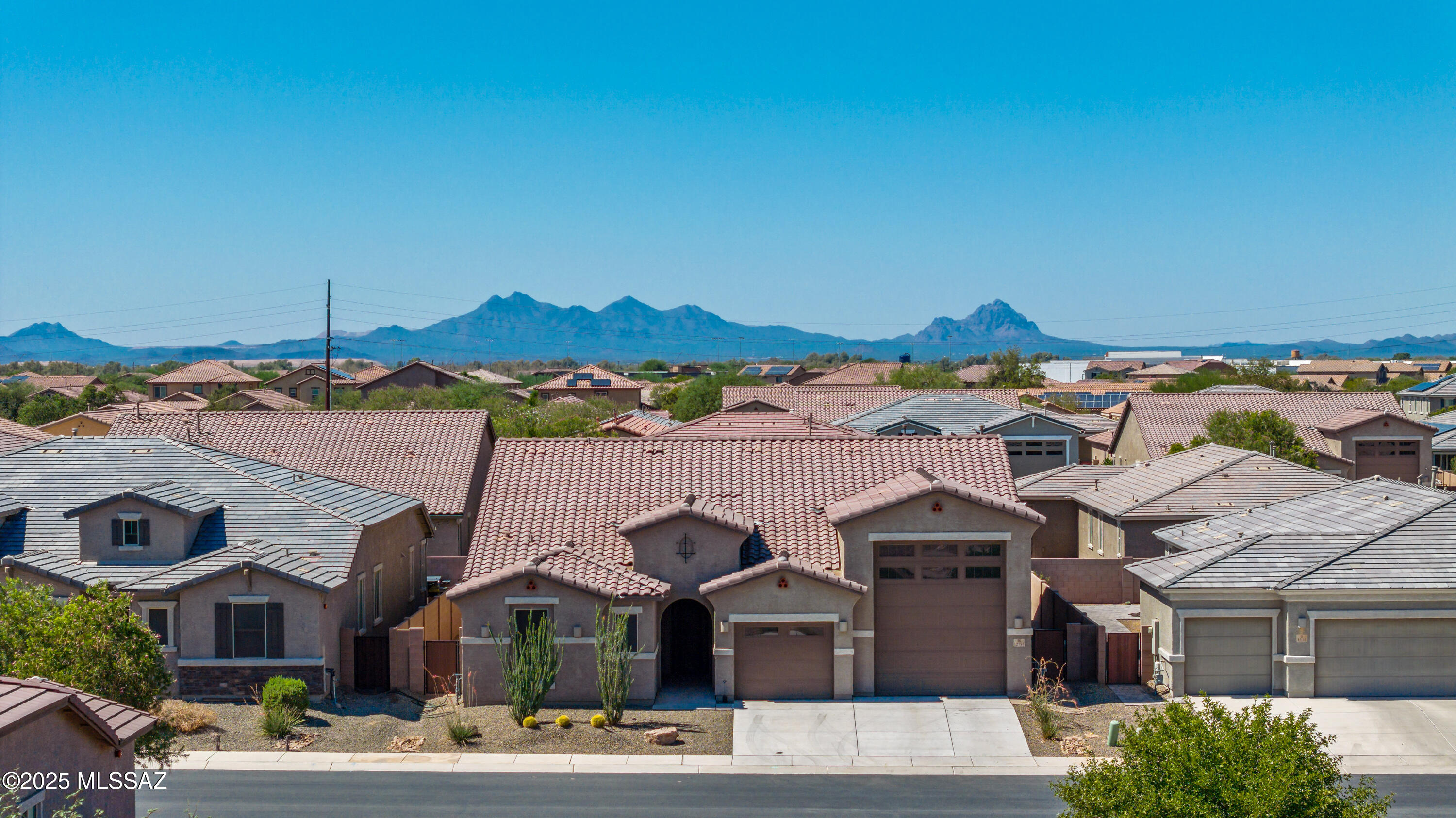 12155 N Camden Drive