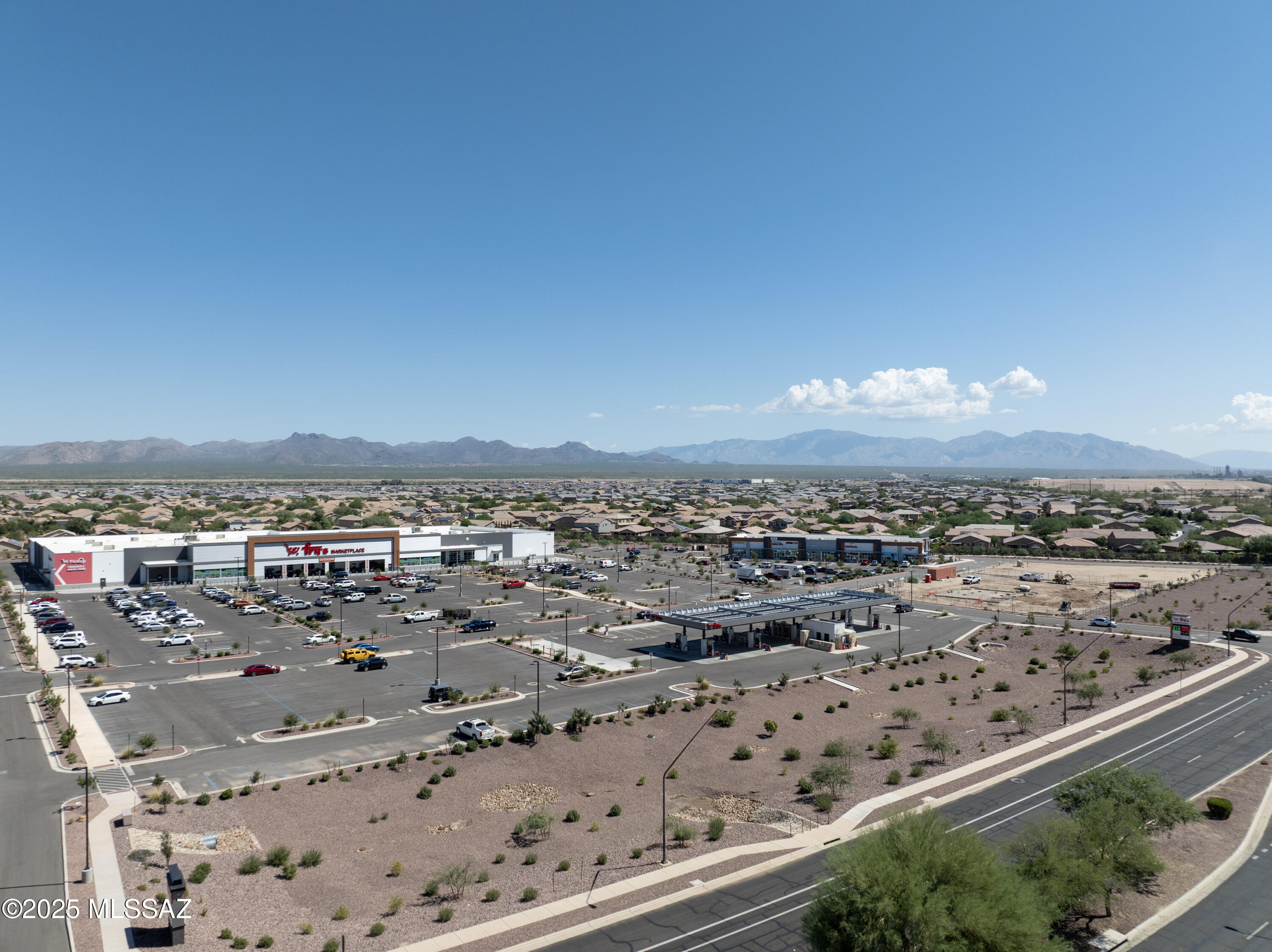 12155 N Camden Drive