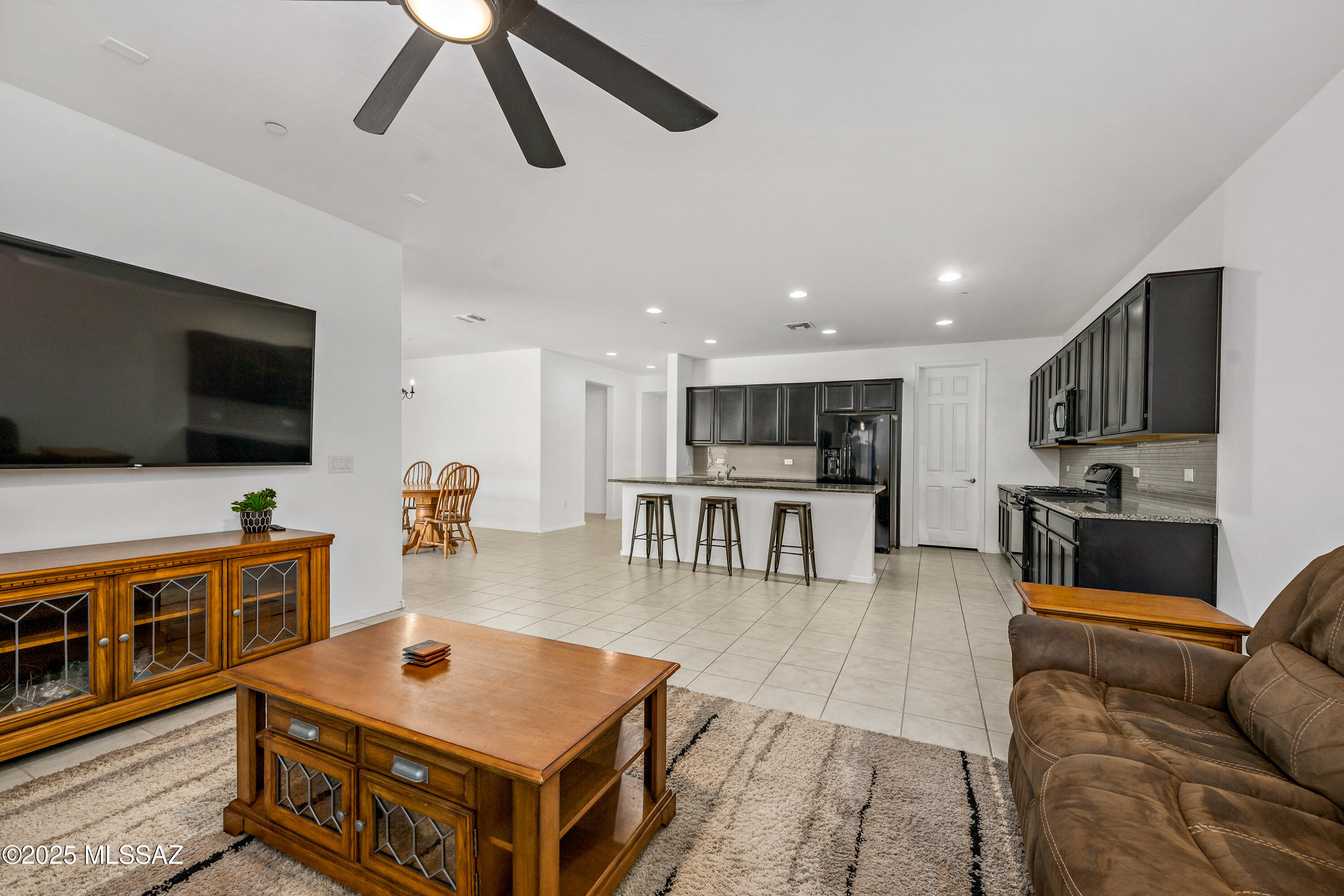 12155 N Camden Drive