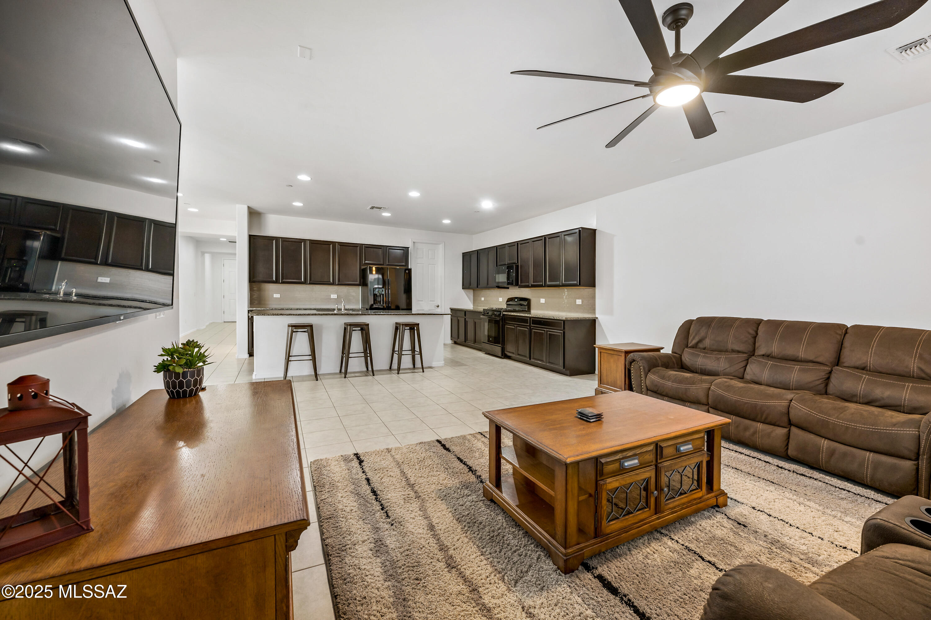 12155 N Camden Drive