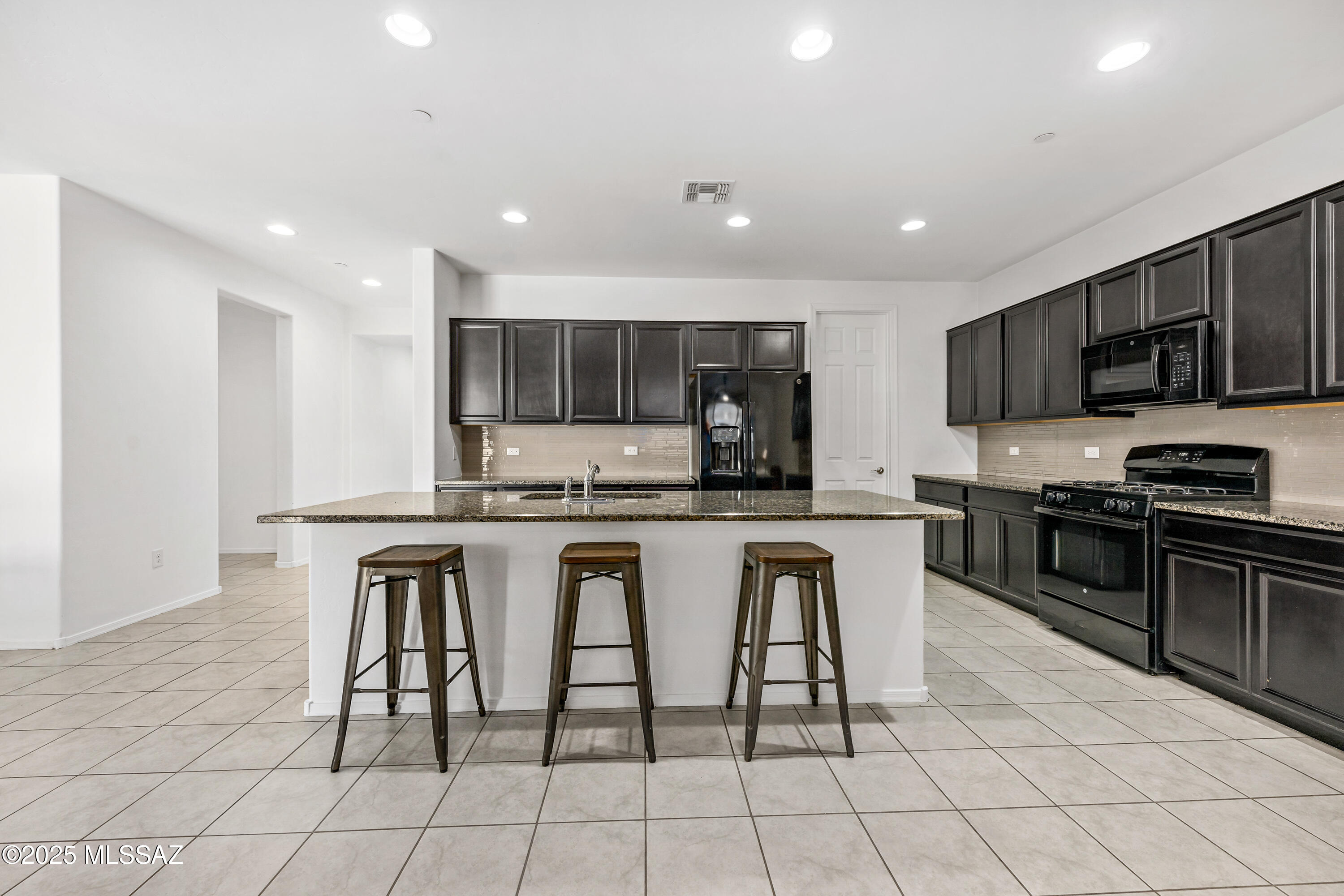 12155 N Camden Drive