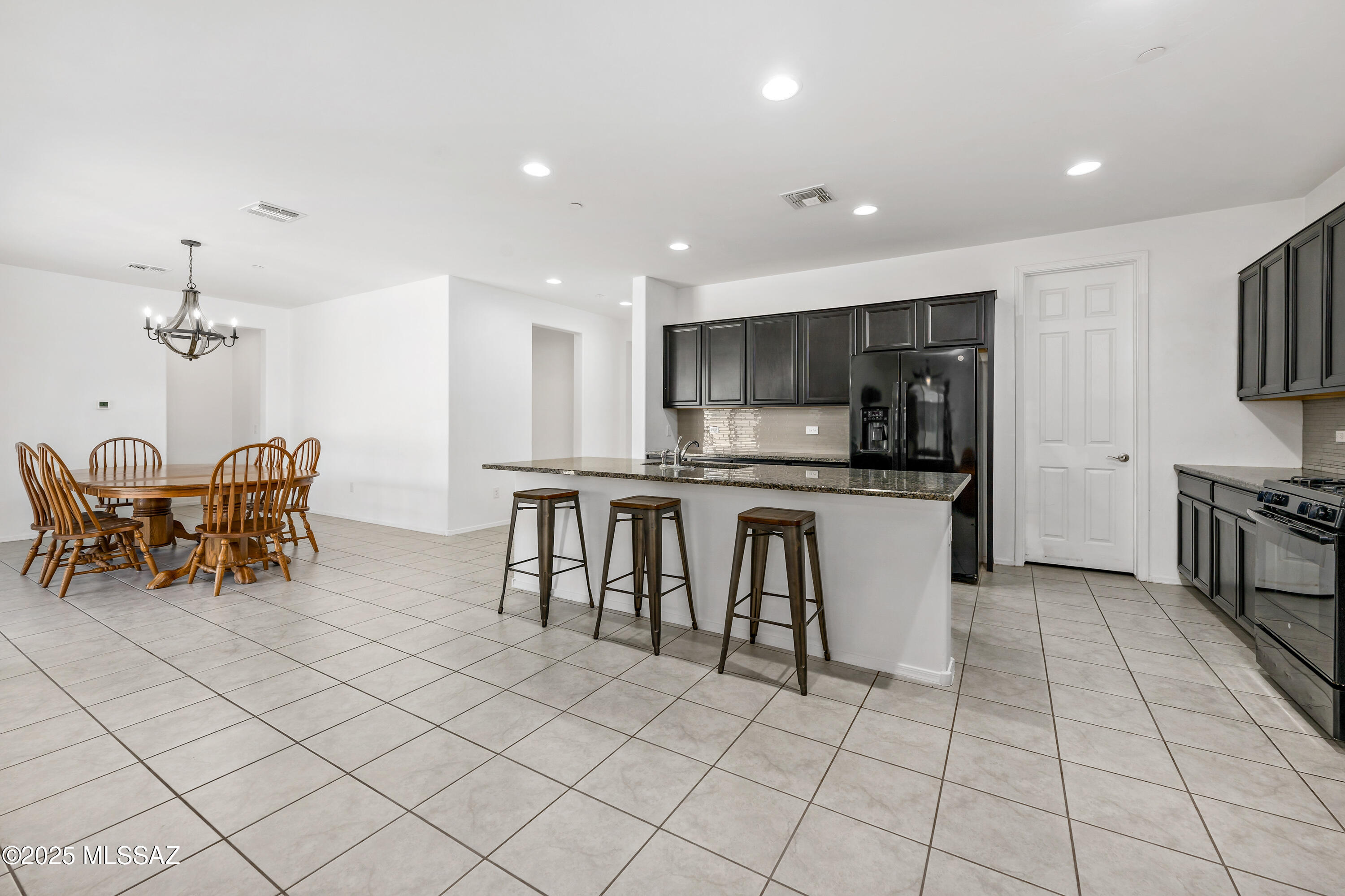 12155 N Camden Drive