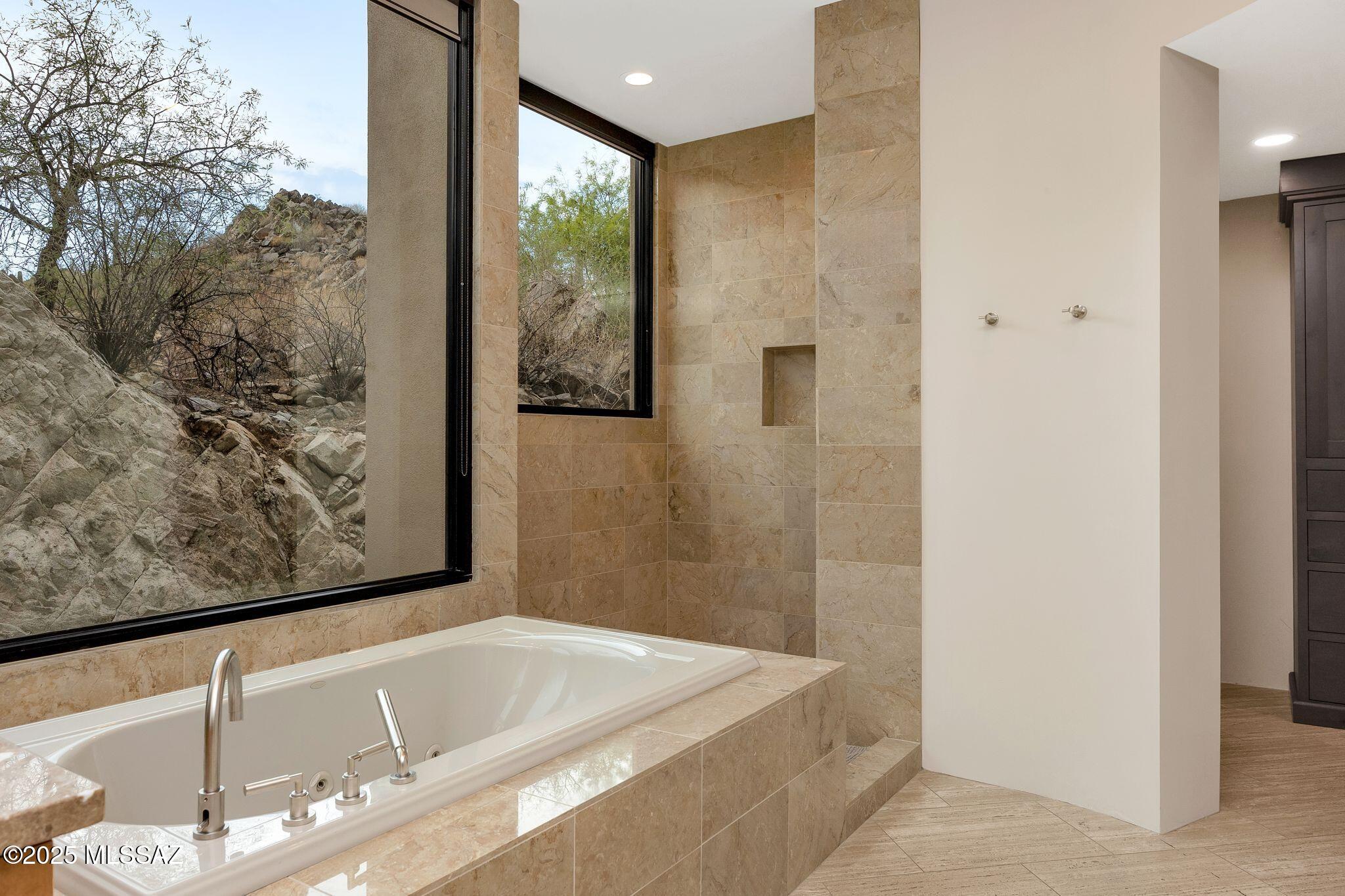 14531 N Rocky Highlands Drive