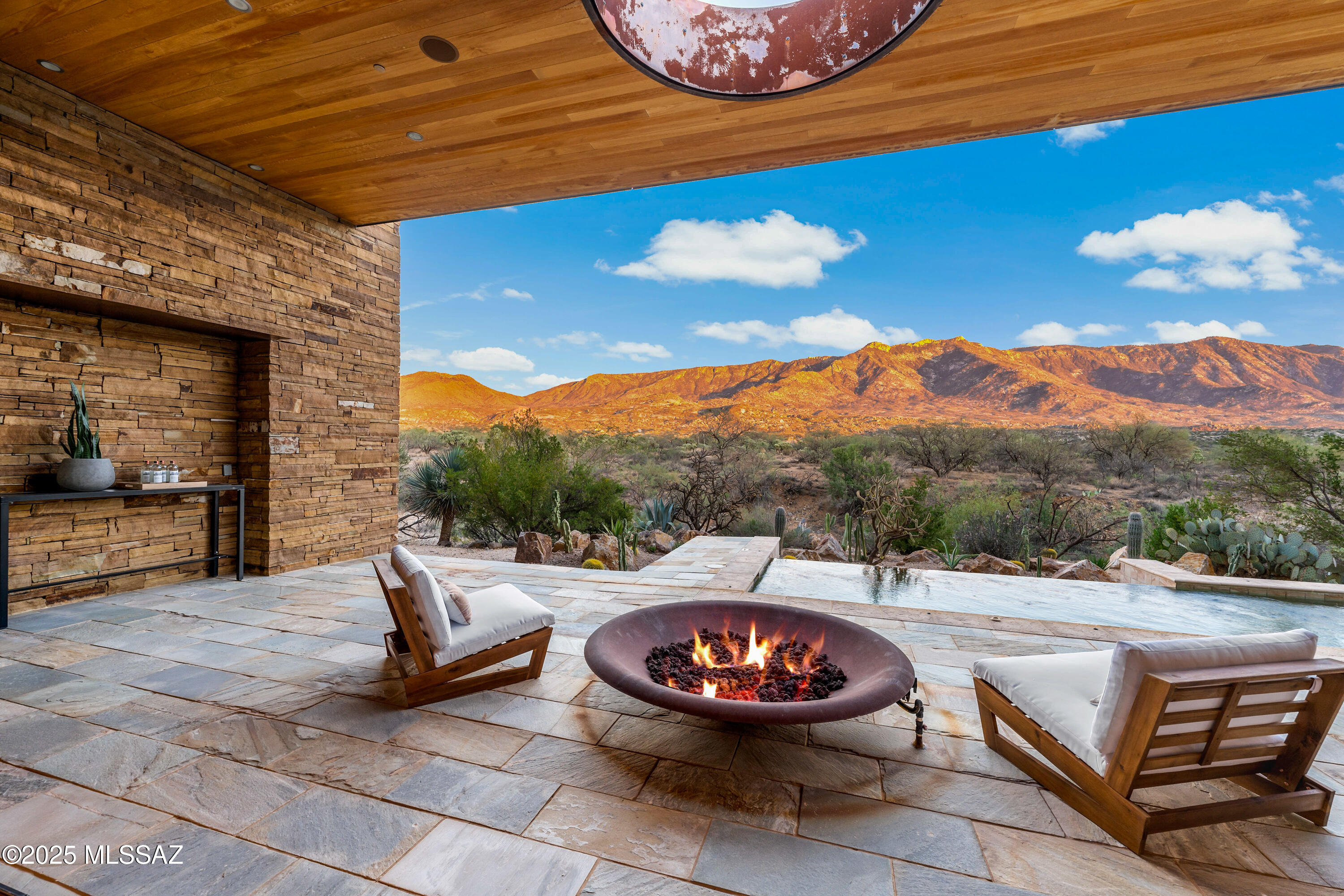 5000 E Via Estancia Miraval Unit: 15