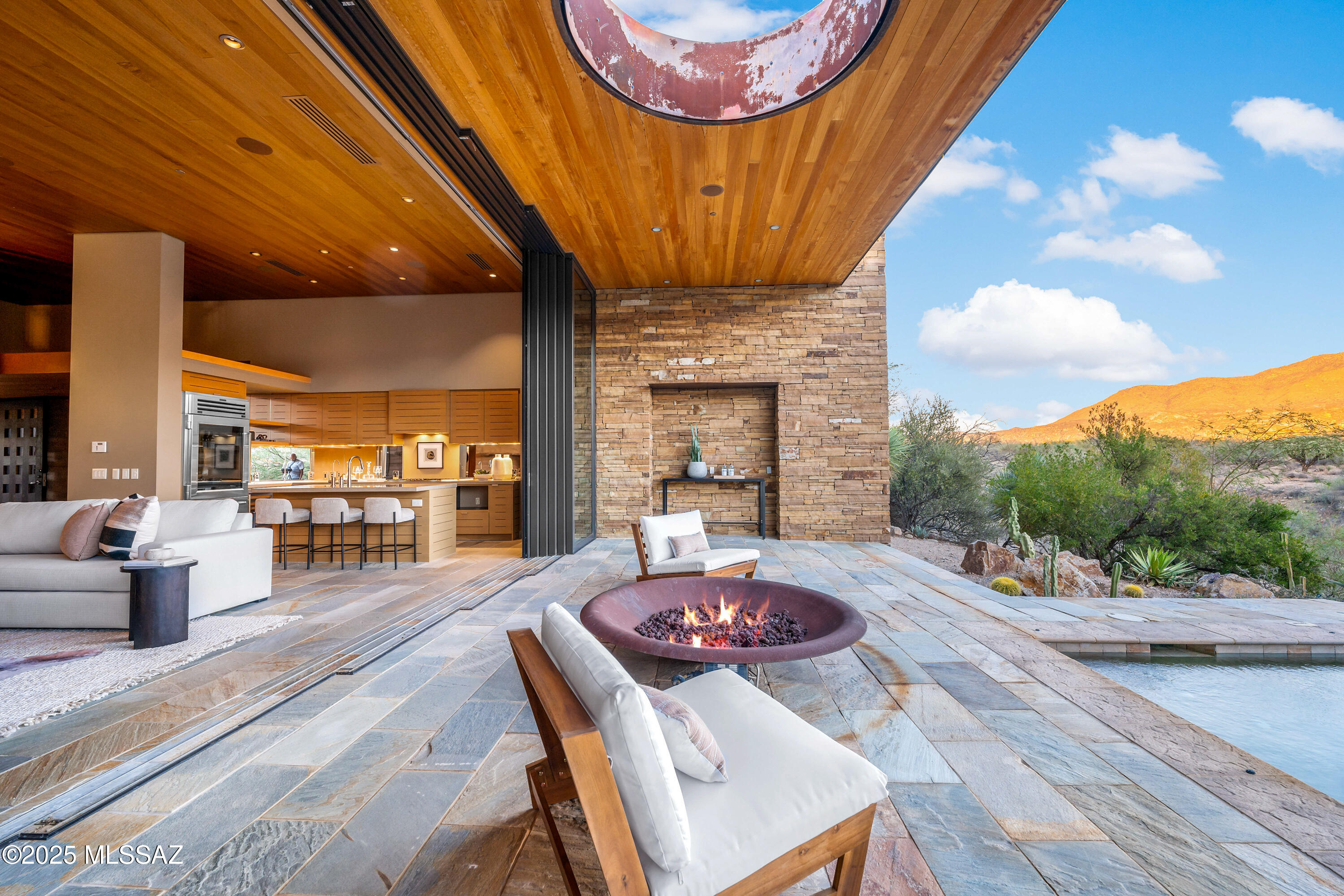 5000 E Via Estancia Miraval Unit: 15