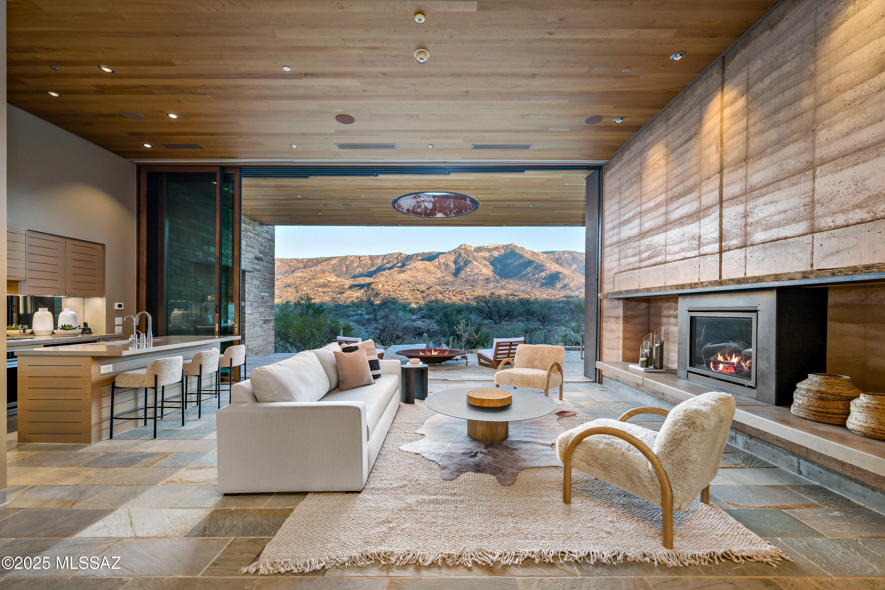 5000 E Via Estancia Miraval Unit: 15