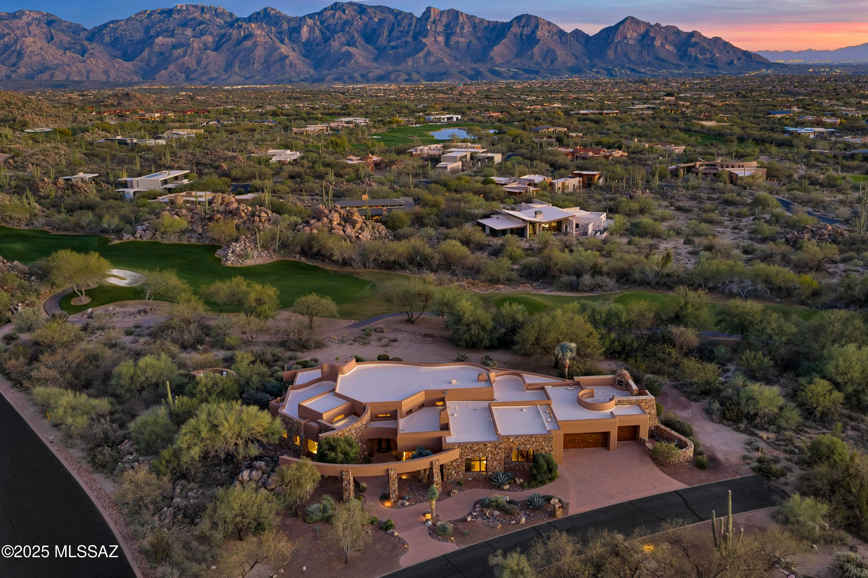 1222 W Tortolita Mountain Circle