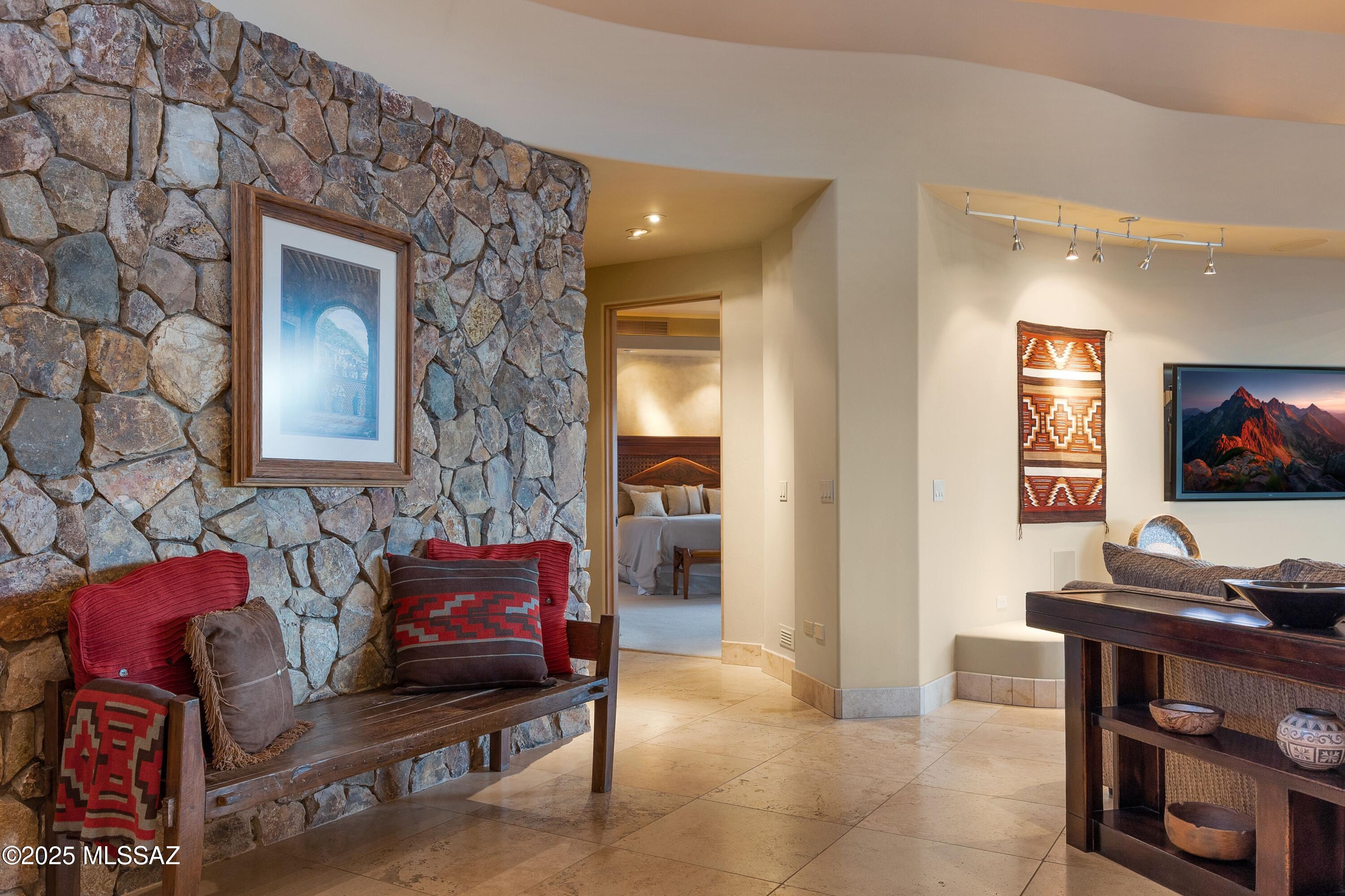 1222 W Tortolita Mountain Circle