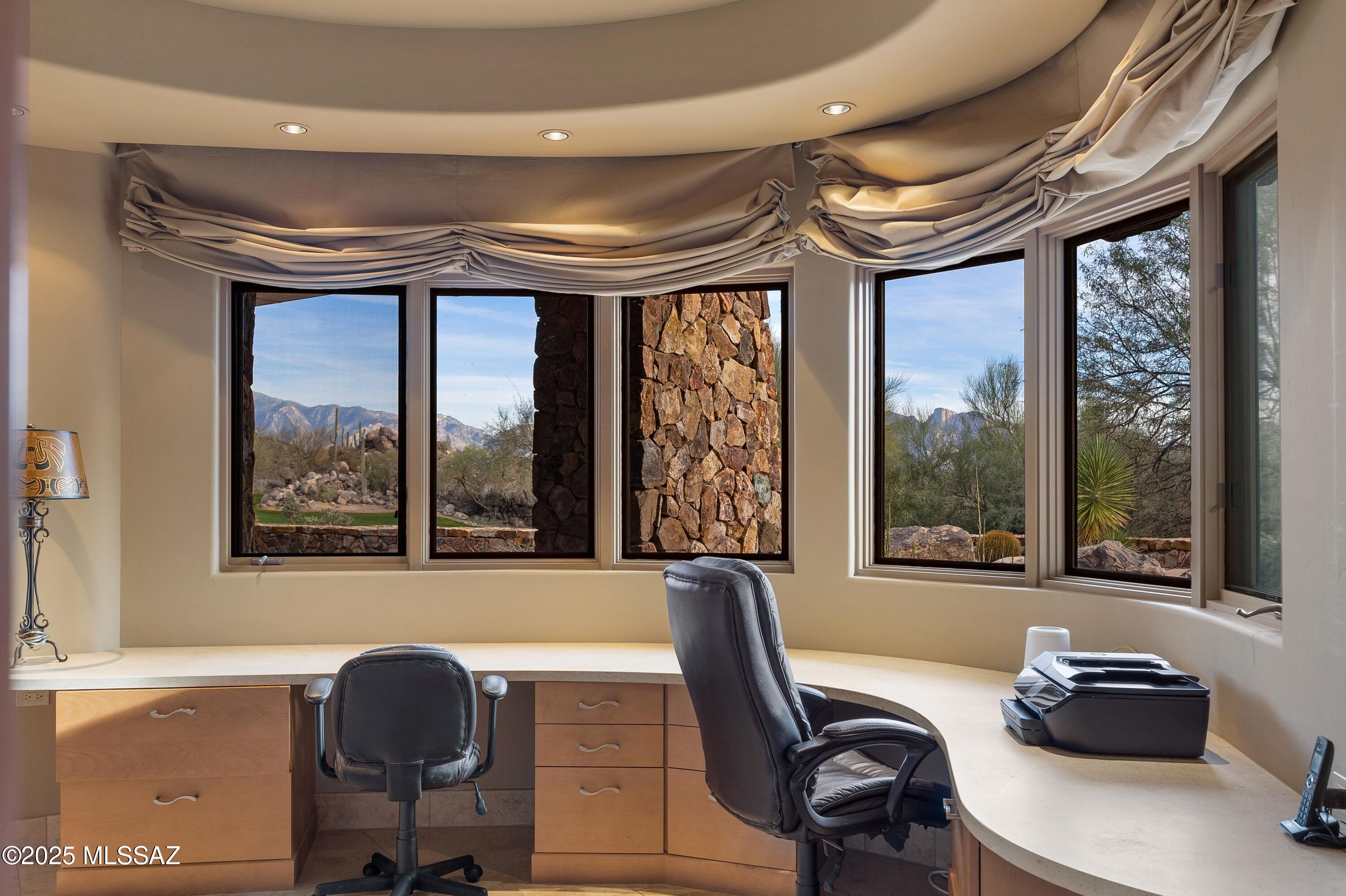 1222 W Tortolita Mountain Circle