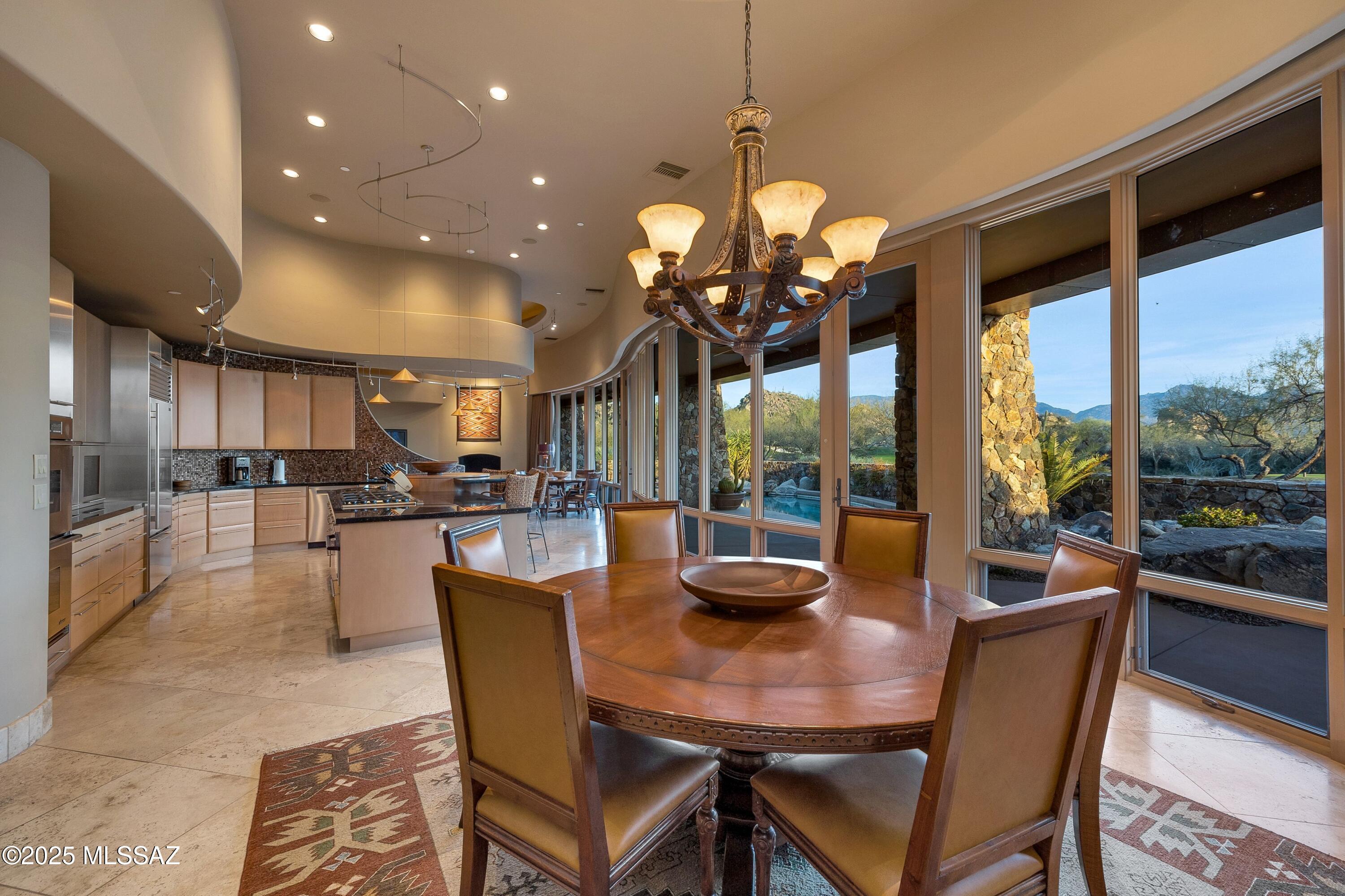 1222 W Tortolita Mountain Circle