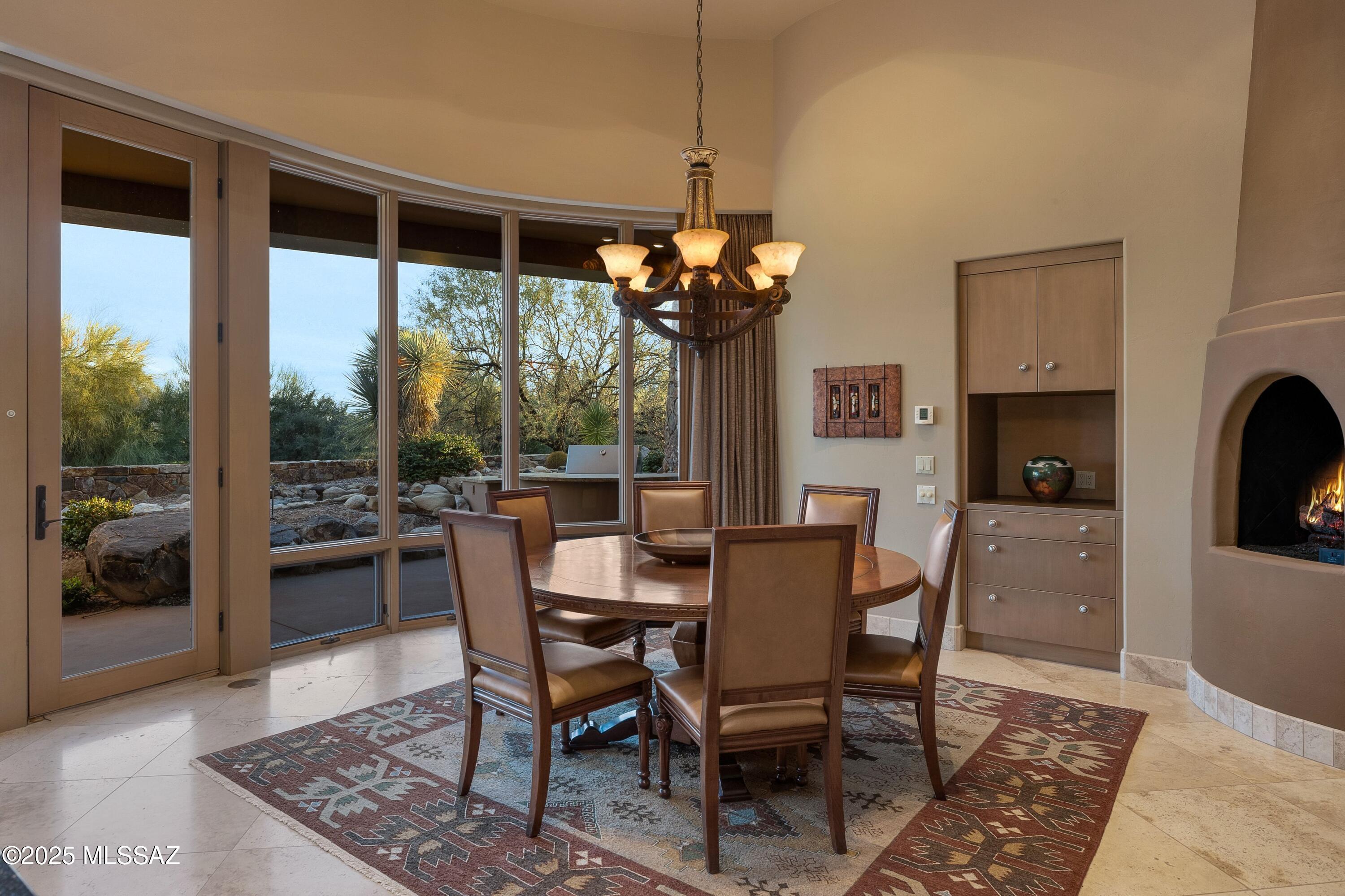 1222 W Tortolita Mountain Circle