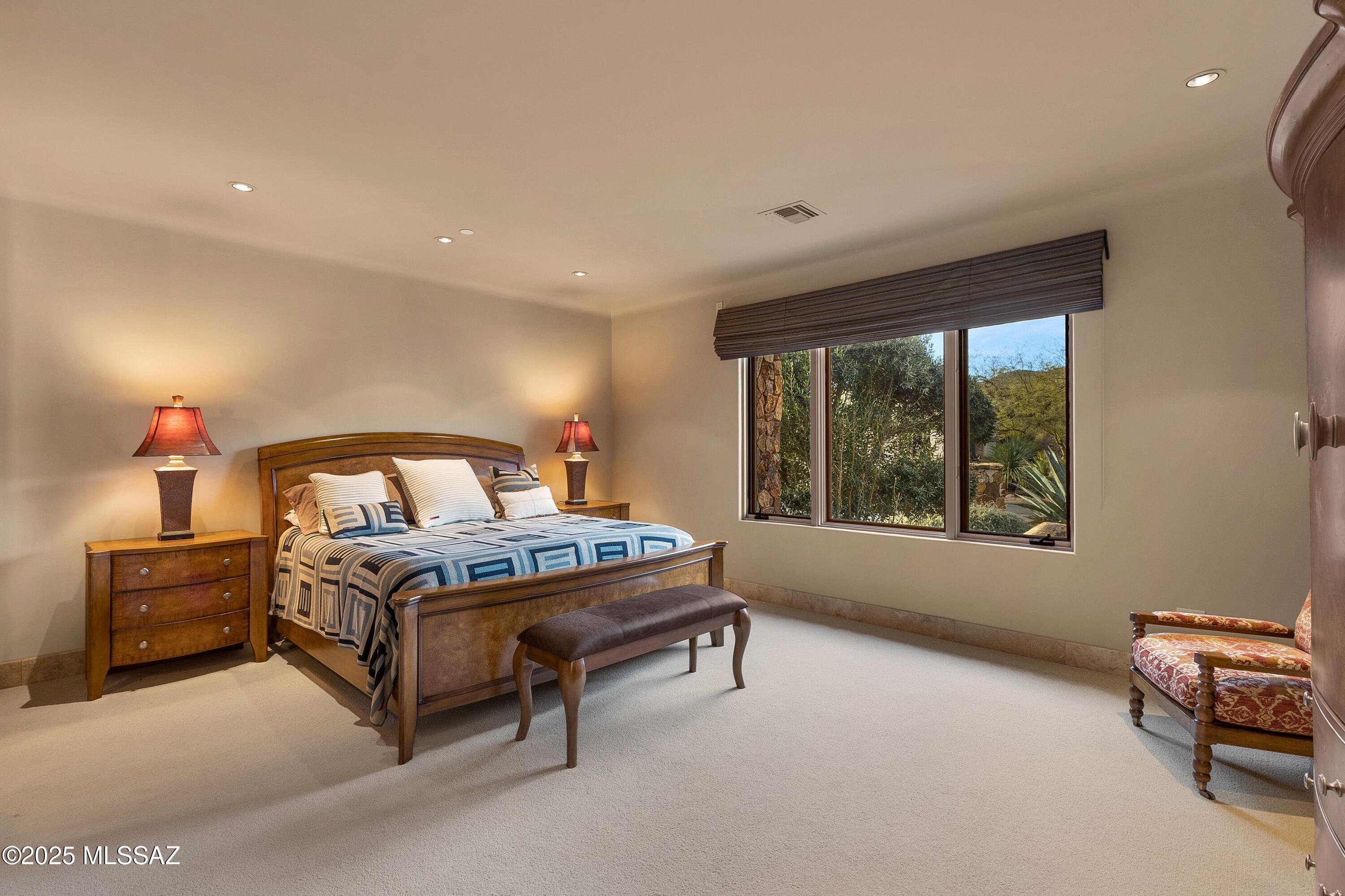 1222 W Tortolita Mountain Circle