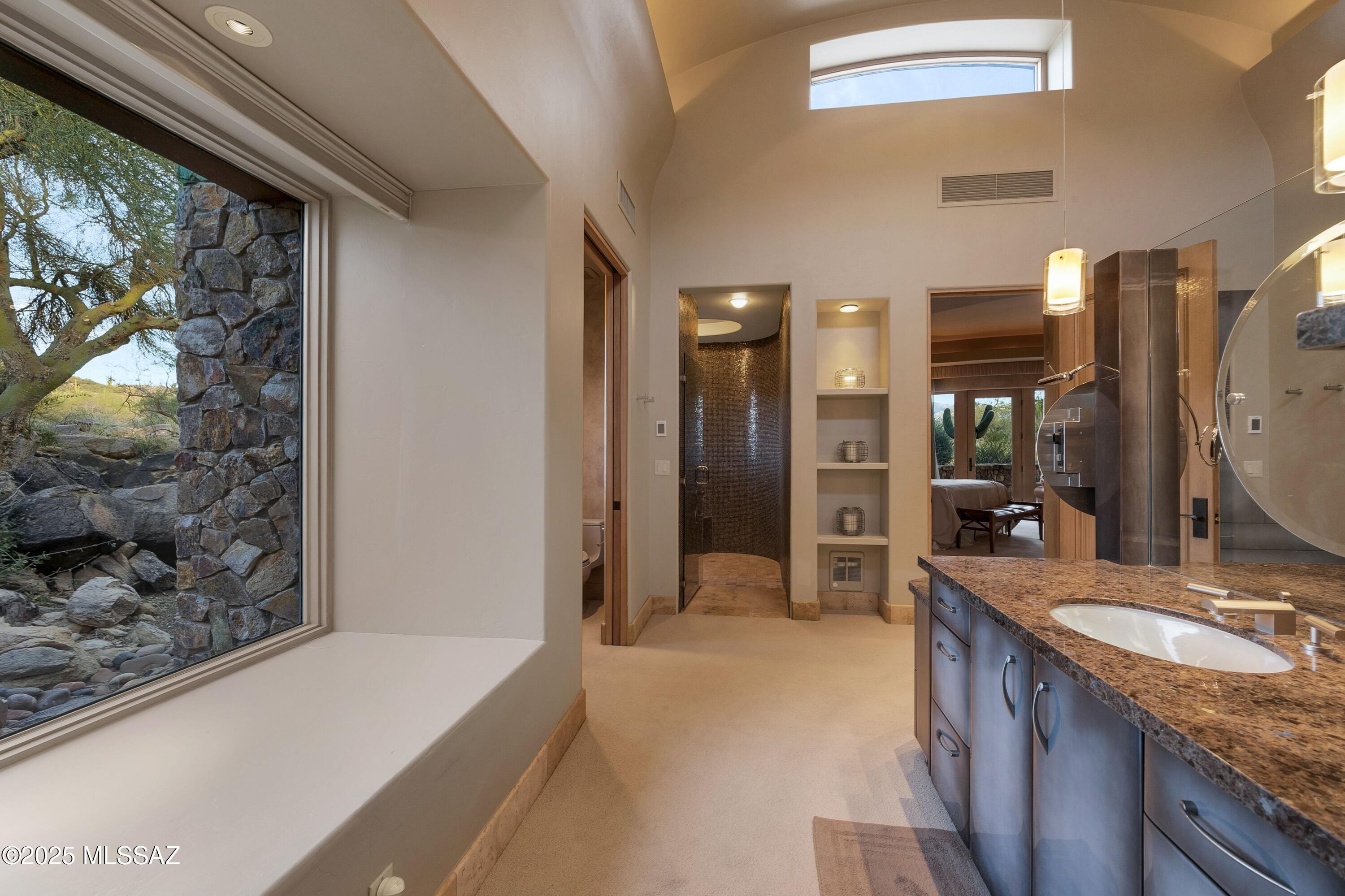 1222 W Tortolita Mountain Circle