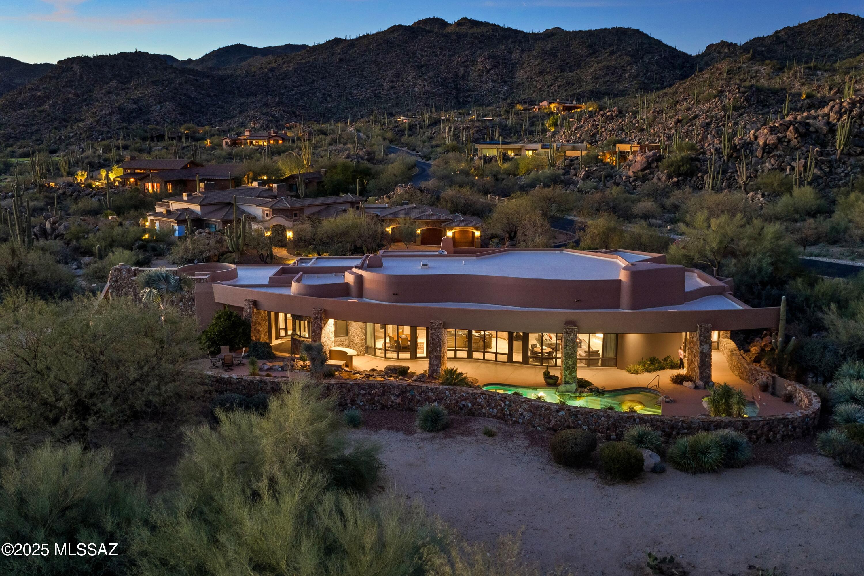 1222 W Tortolita Mountain Circle