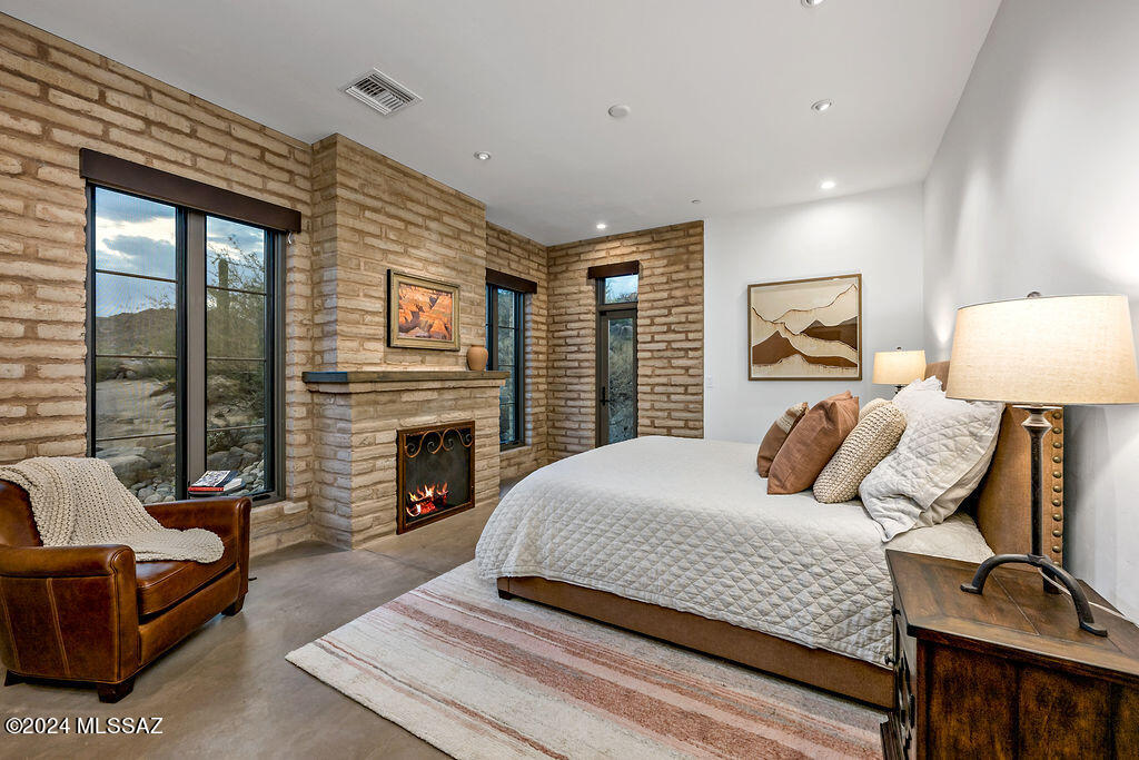 14731 N Strong Stone Drive