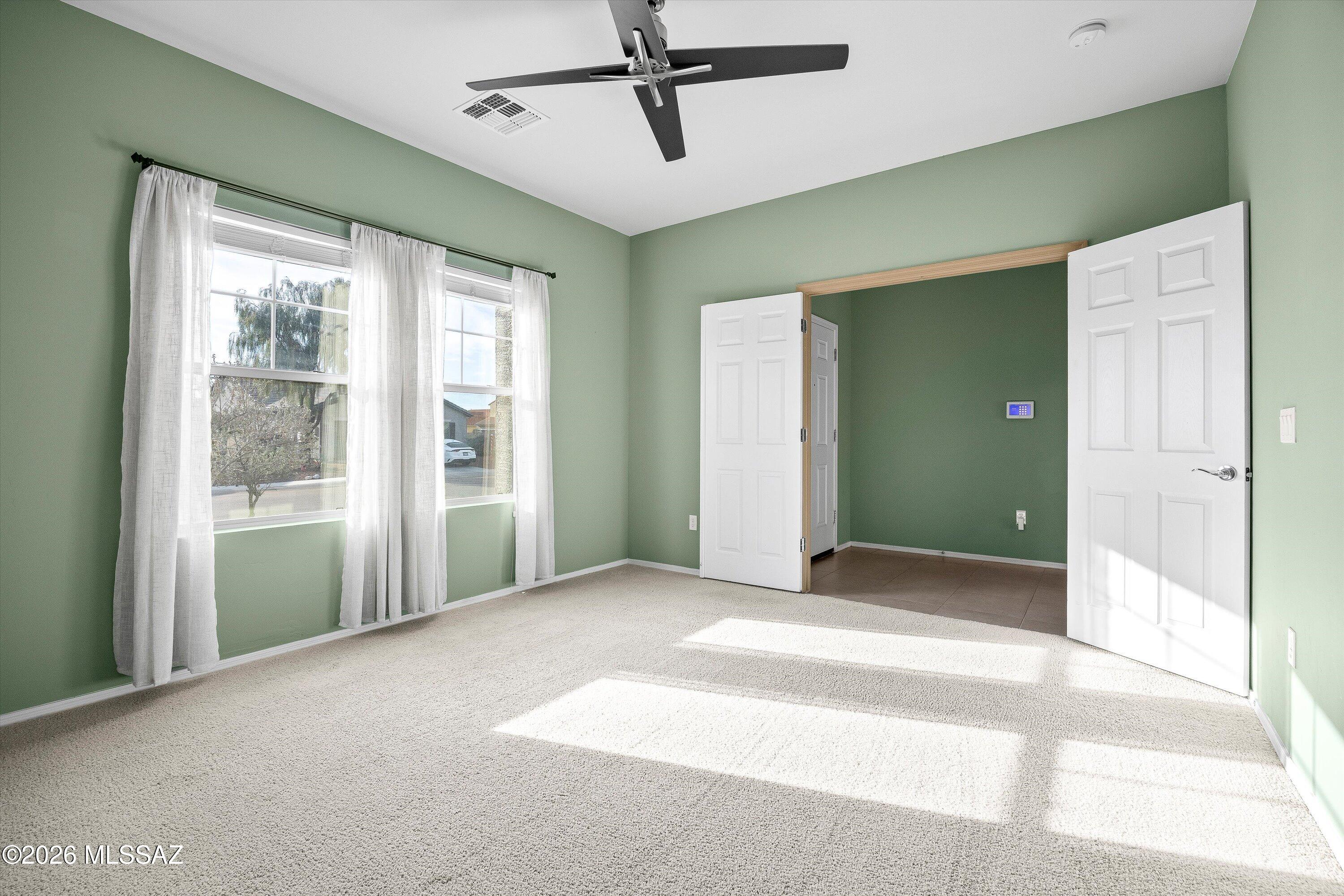 21470 E Volunteer Drive