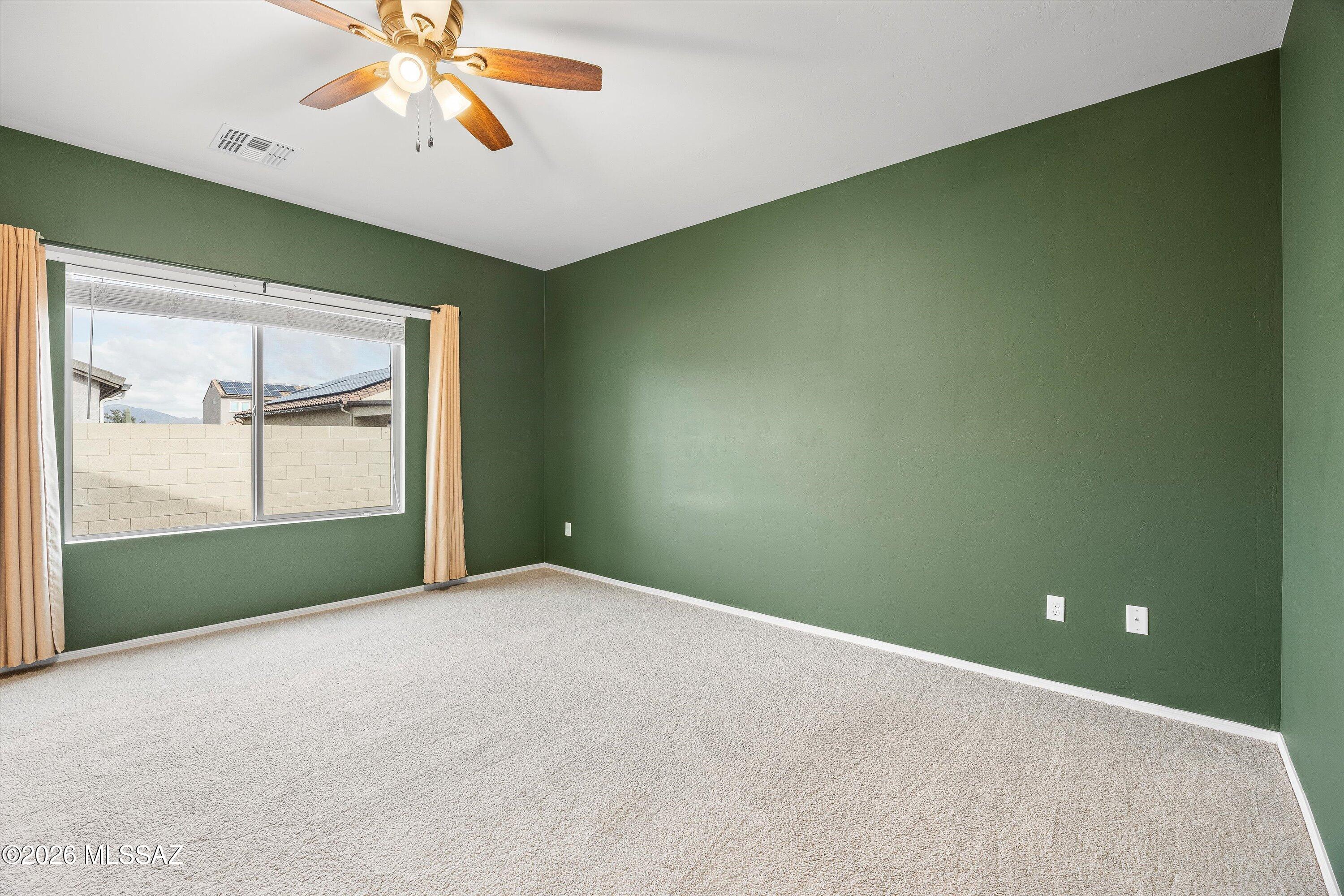 21470 E Volunteer Drive