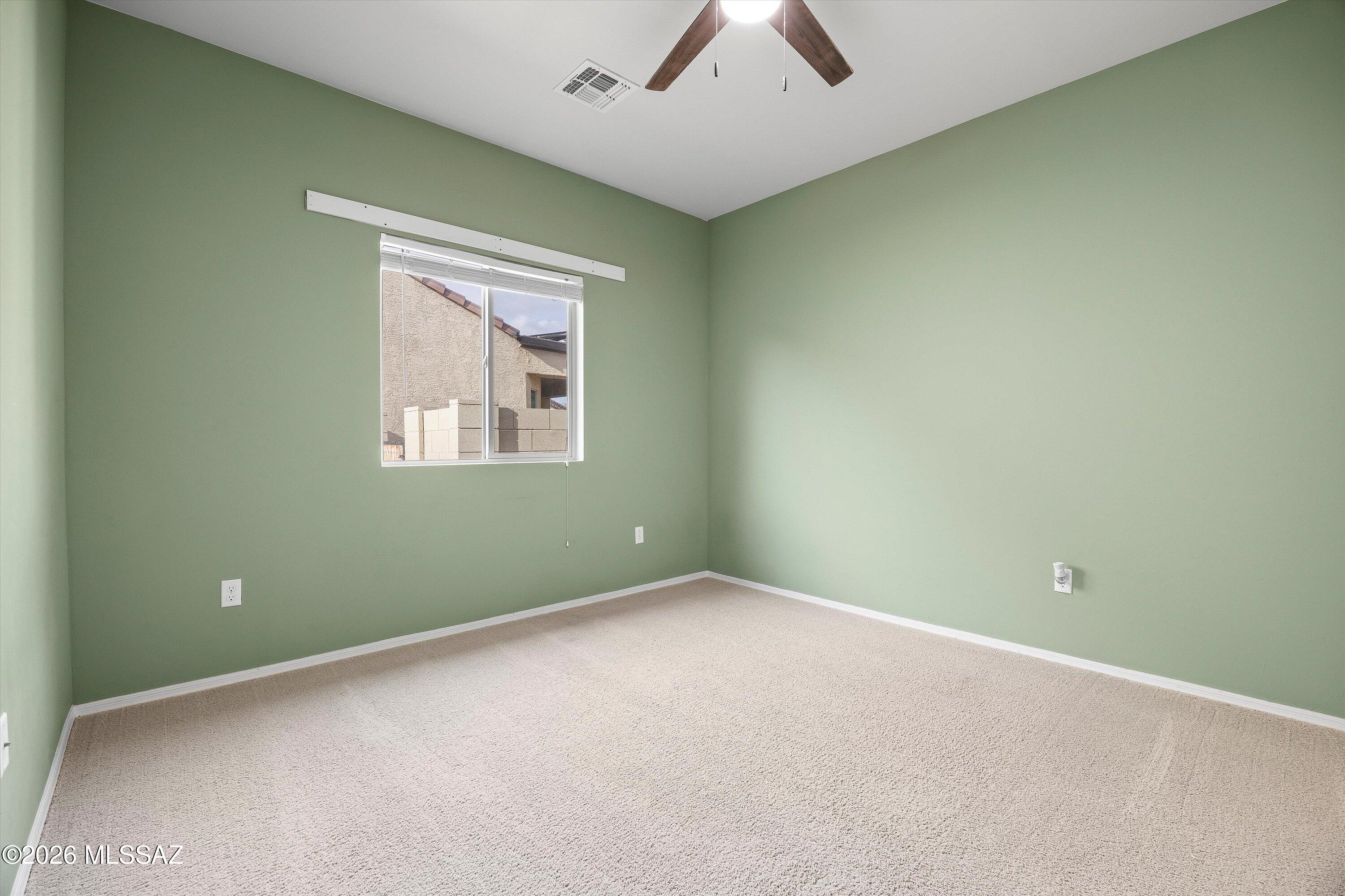 21470 E Volunteer Drive