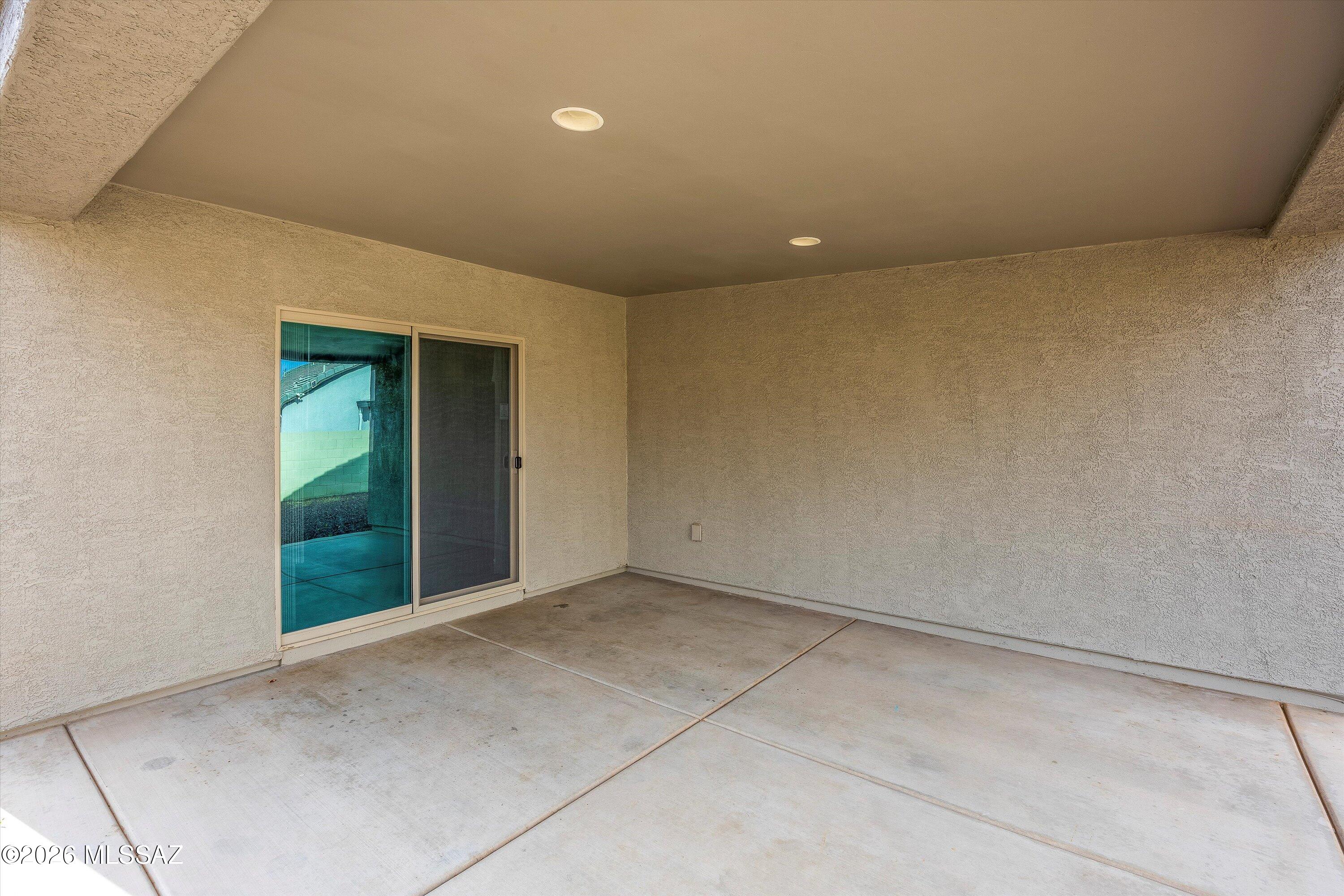 21470 E Volunteer Drive