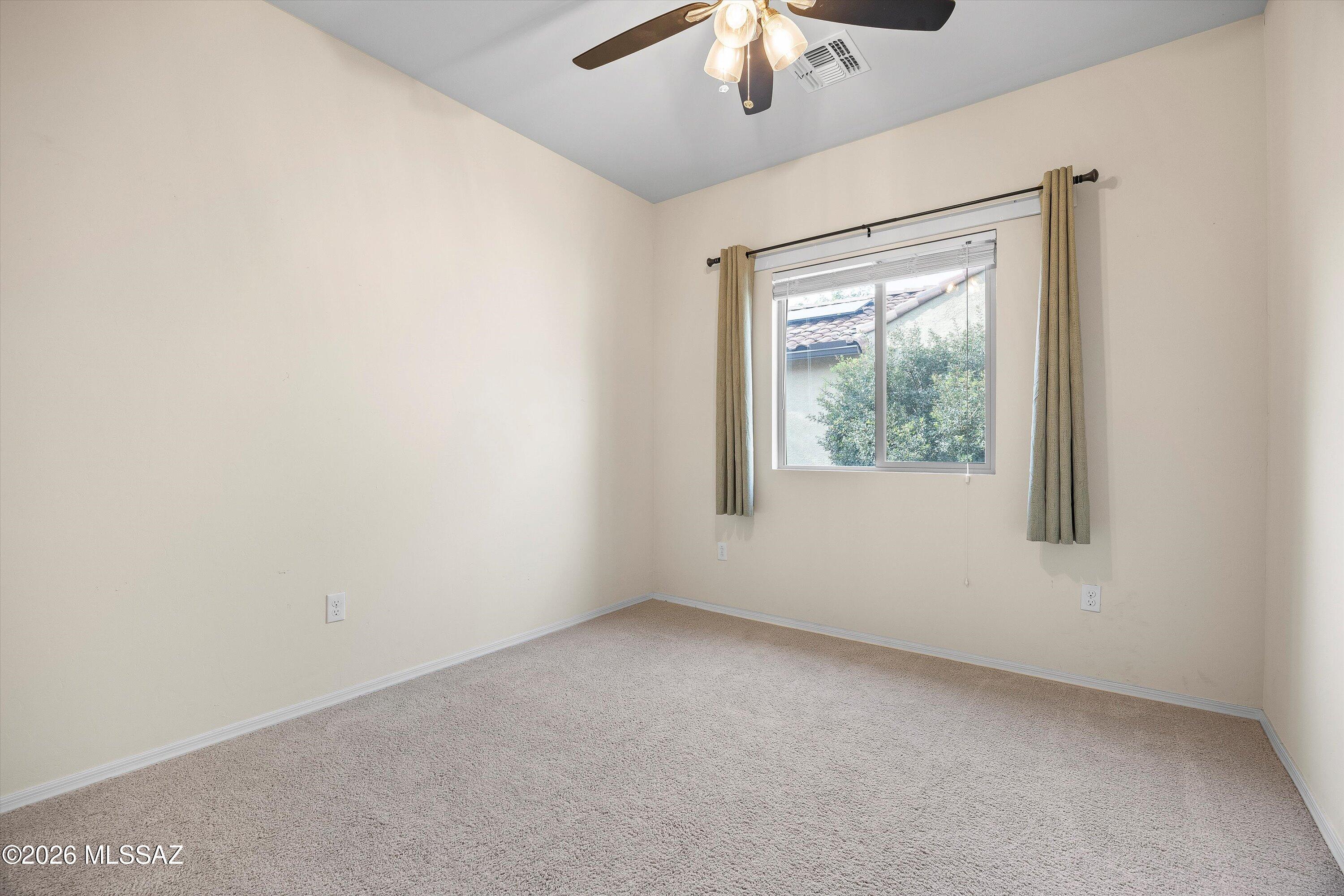 21470 E Volunteer Drive