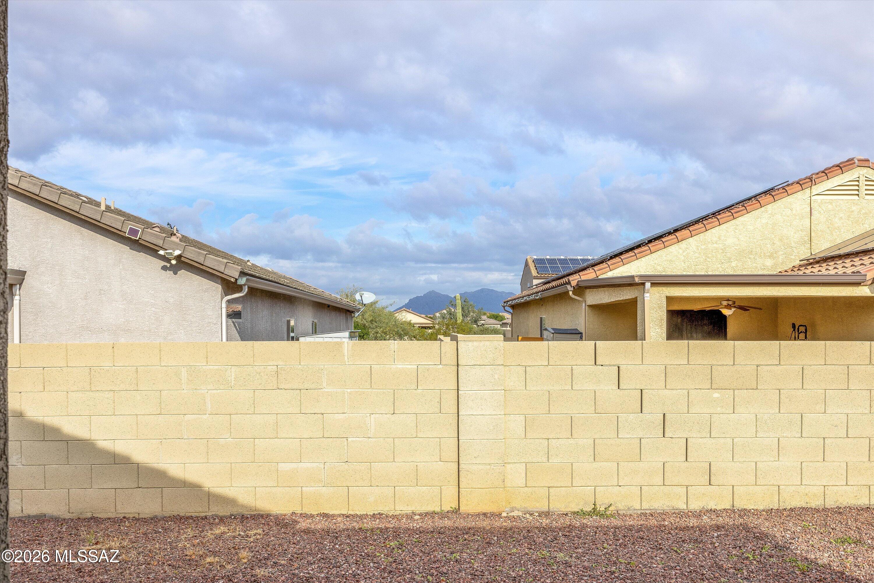 21470 E Volunteer Drive