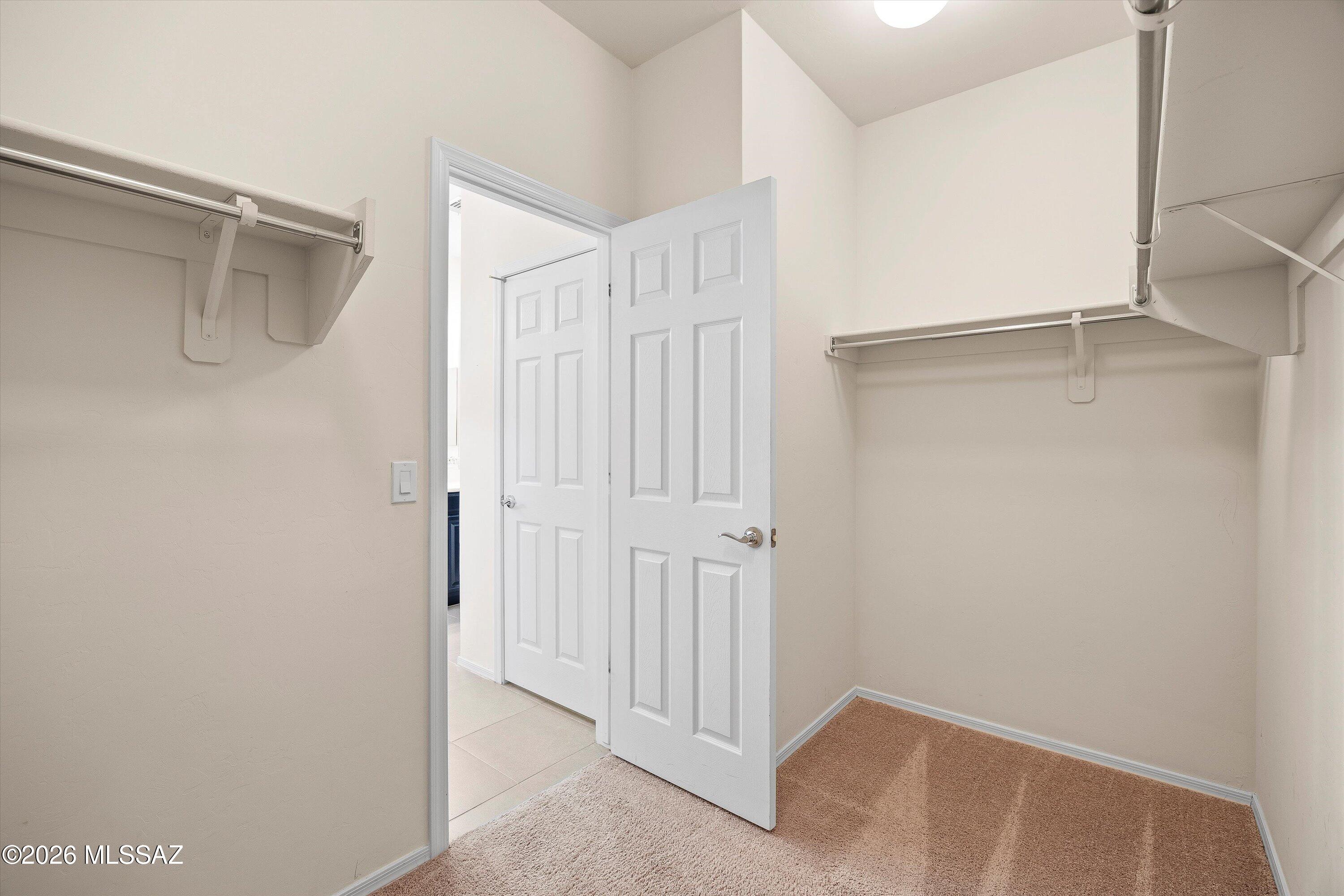 21470 E Volunteer Drive