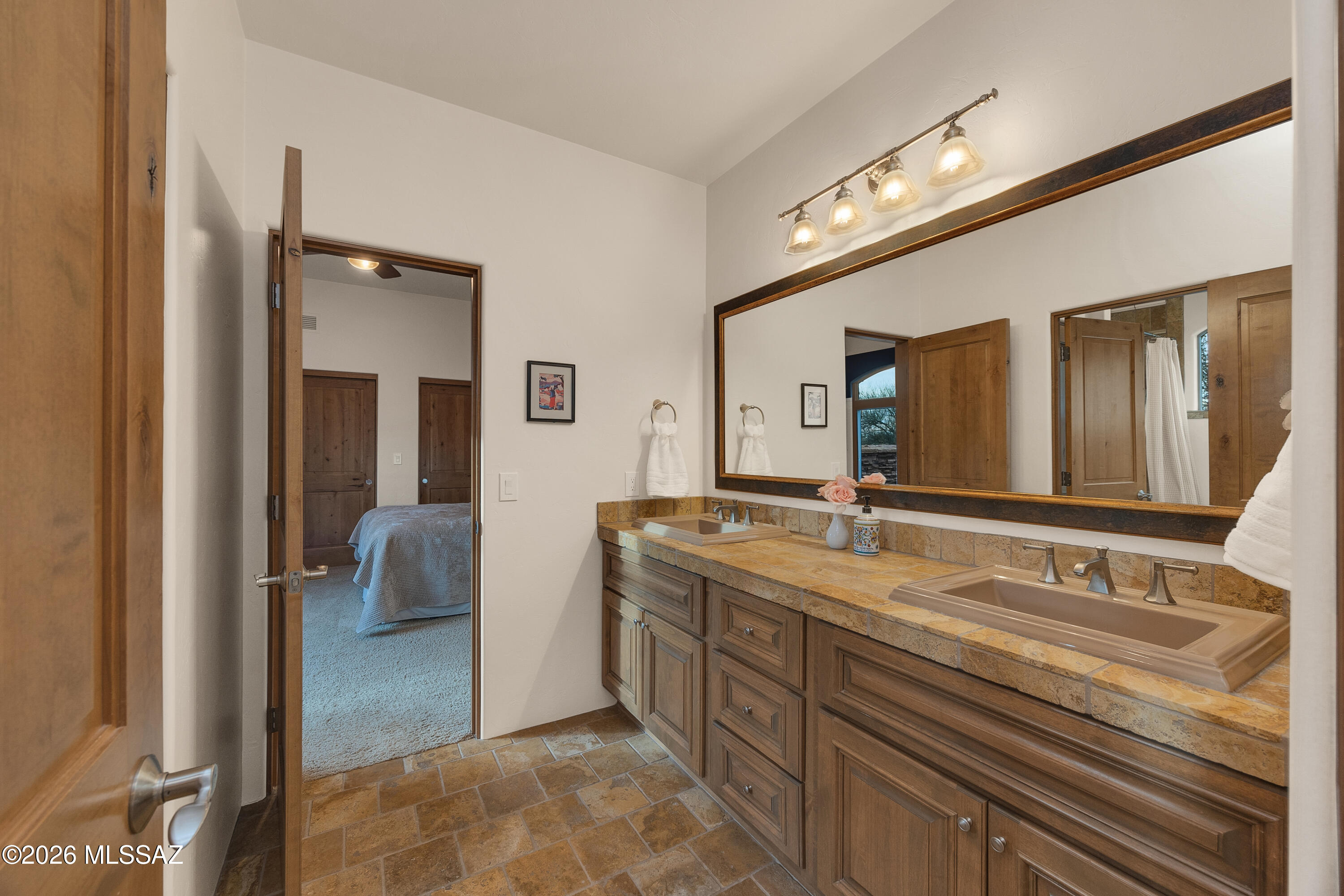 1139 W Sheared Granite Place