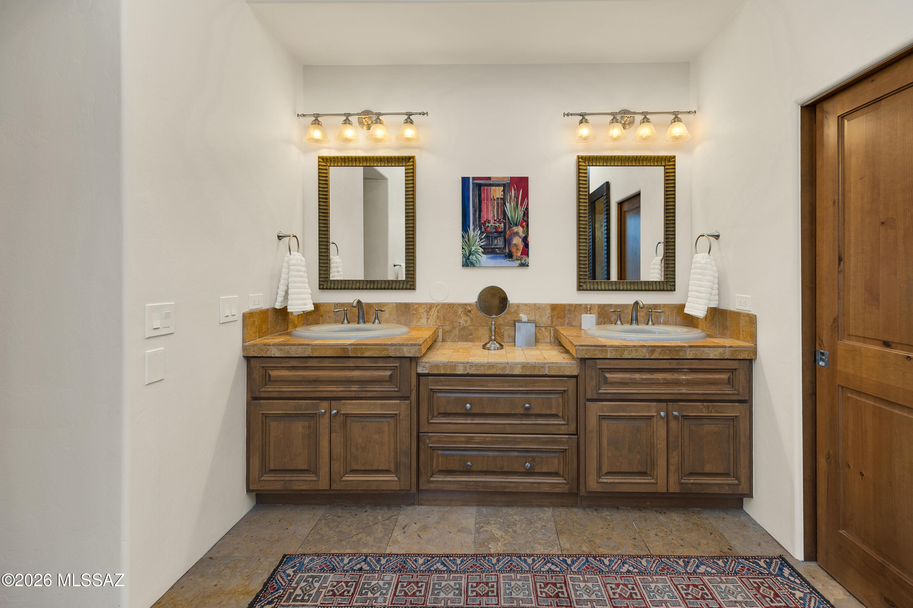 1139 W Sheared Granite Place