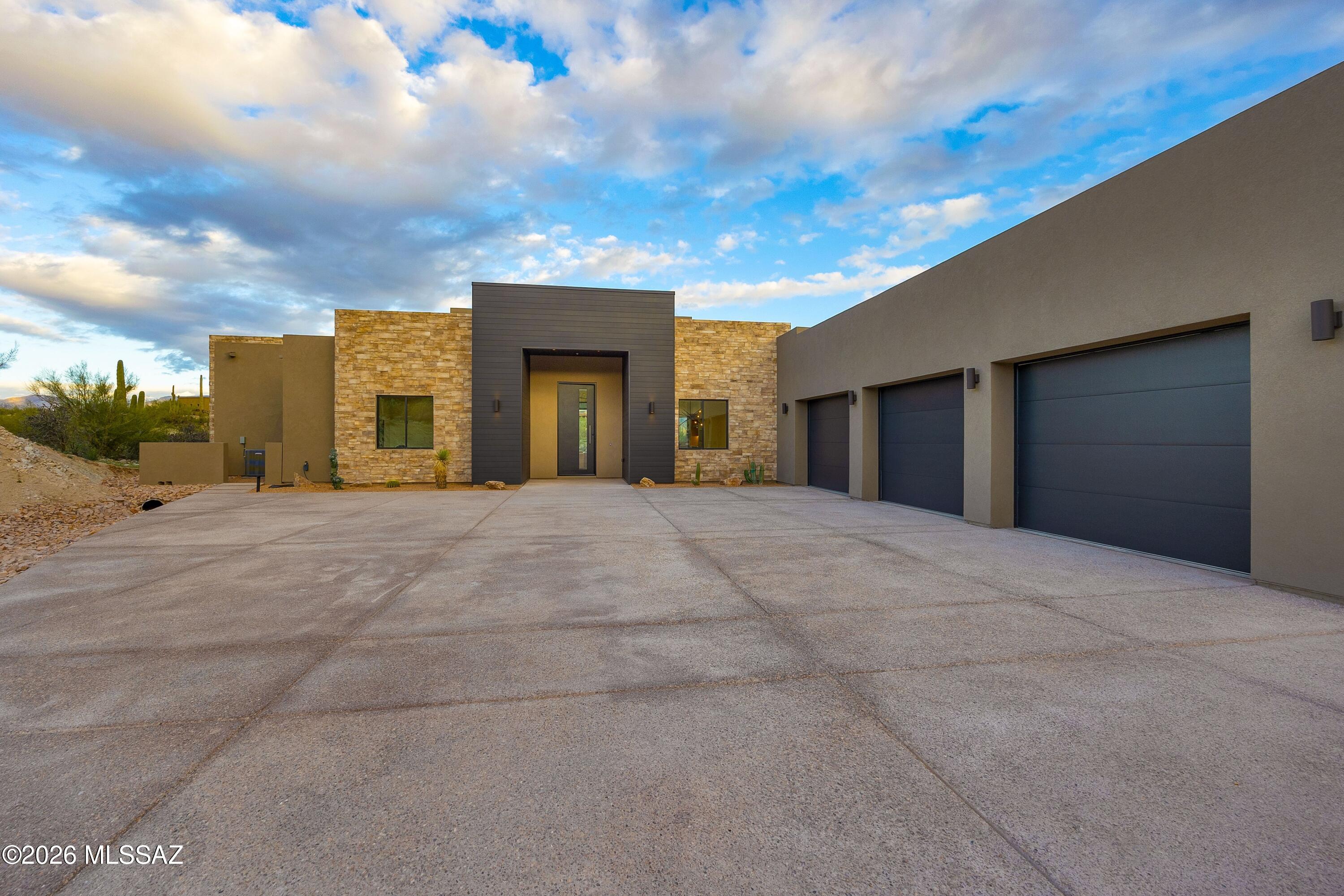 13948 N Flint Peak Place