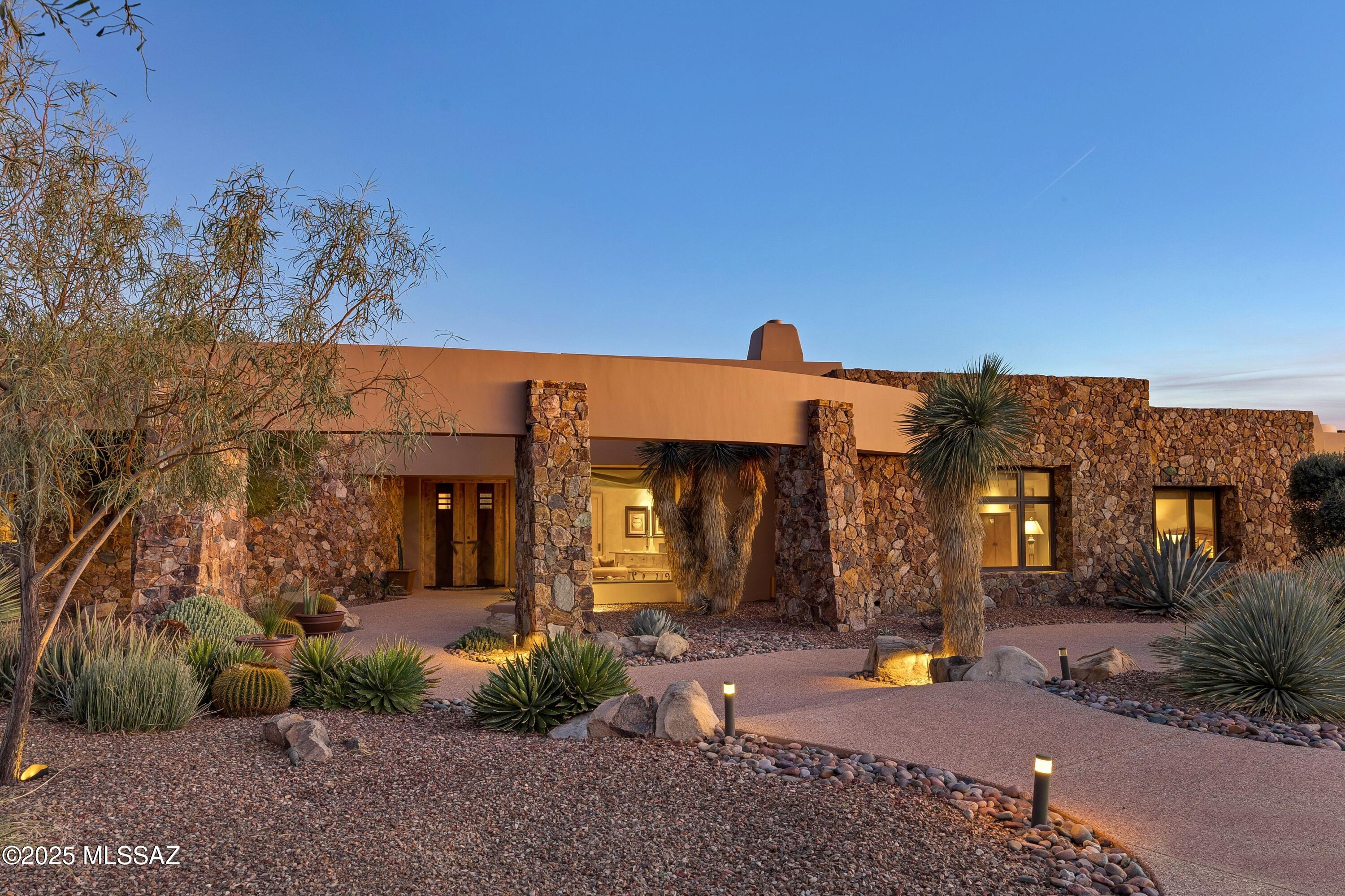 1222 Tortolita Mountain Circle