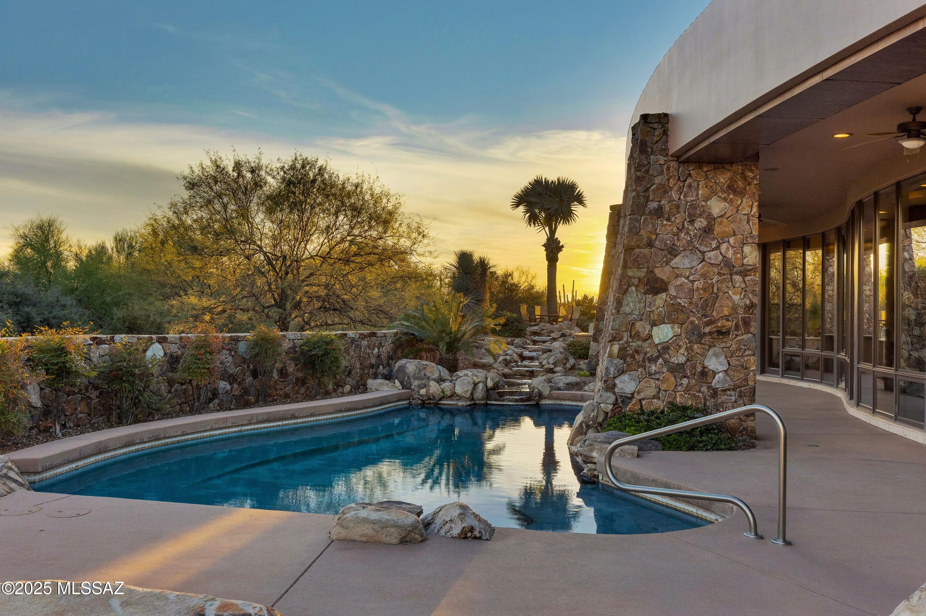 1222 Tortolita Mountain Circle