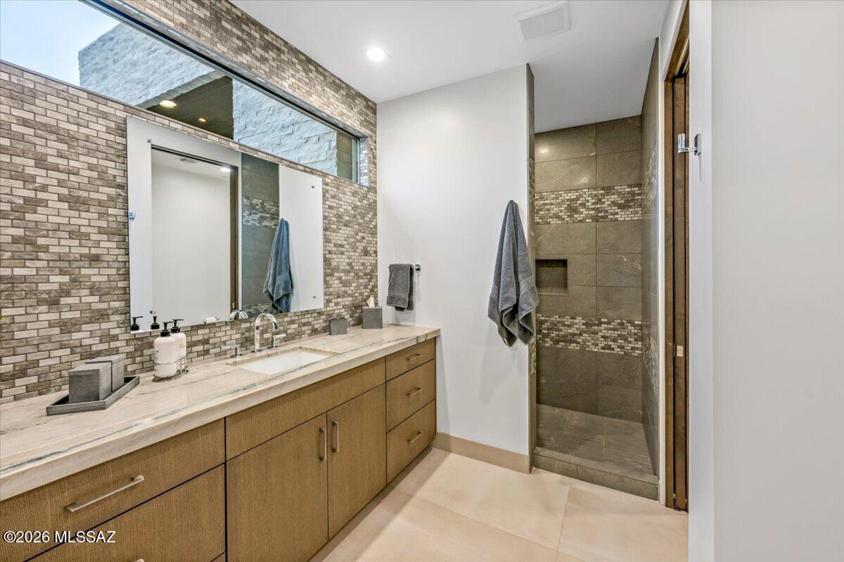 13977 N Flint Peak Place