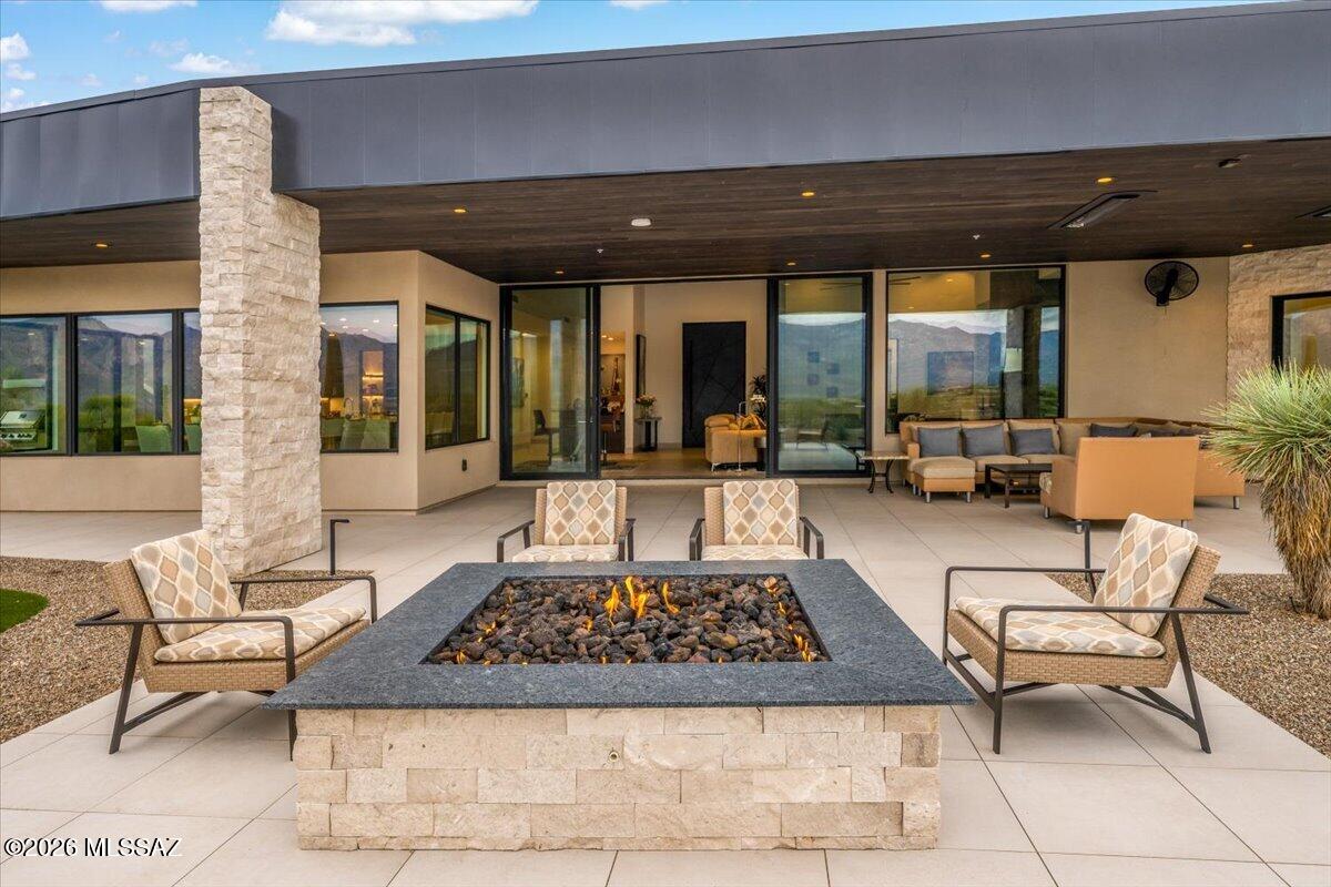 13977 N Flint Peak Place