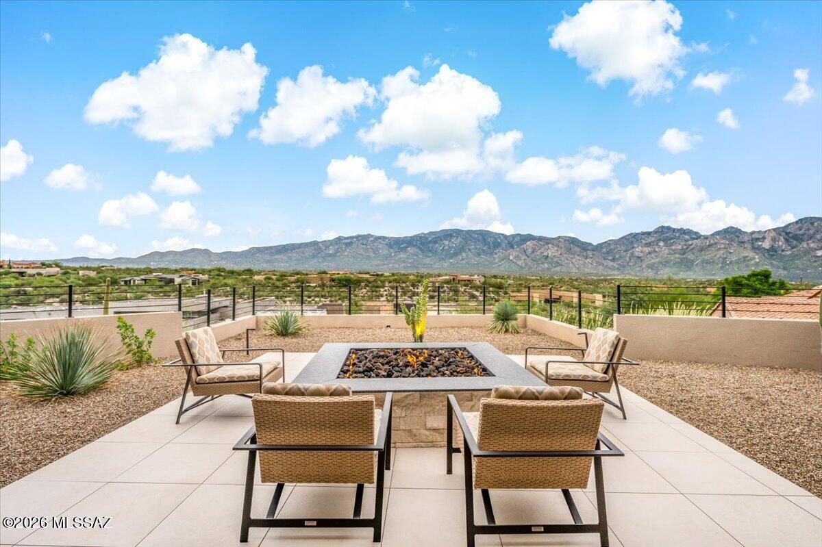 13977 N Flint Peak Place