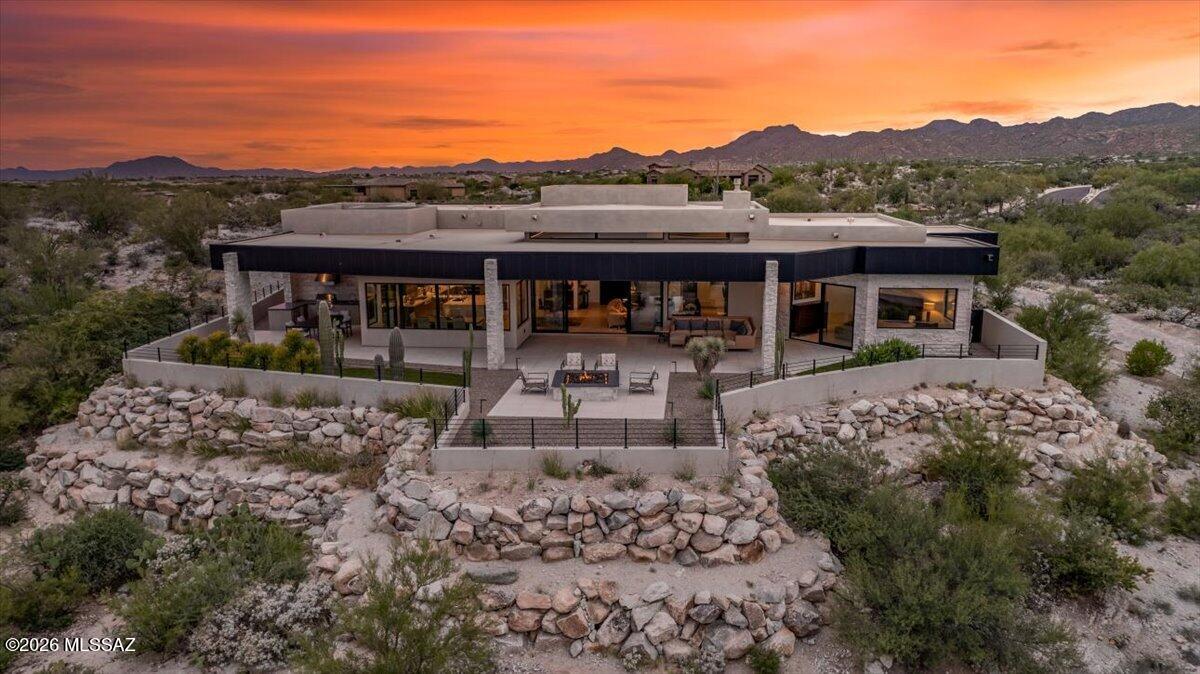 13977 N Flint Peak Place