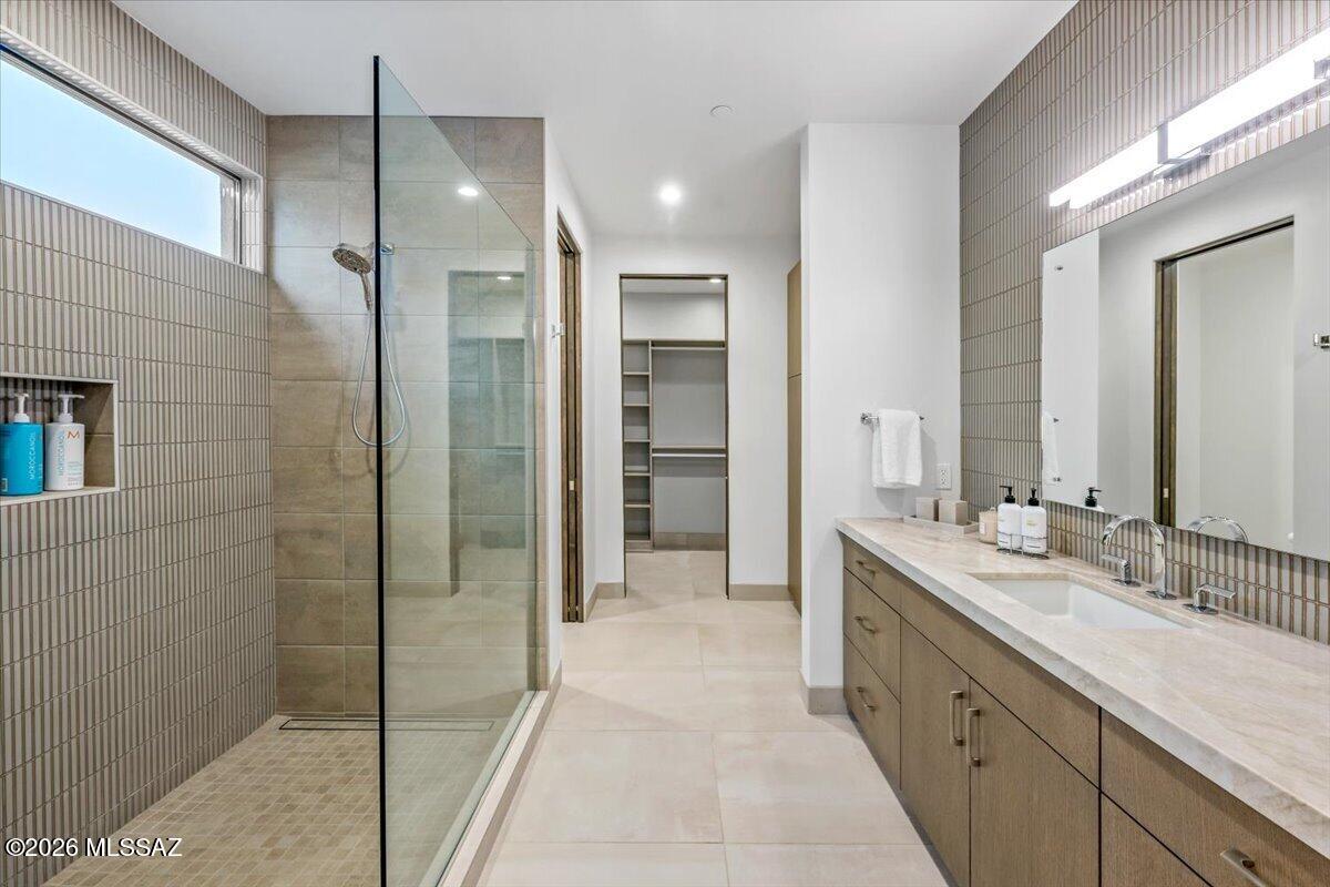 13977 N Flint Peak Place