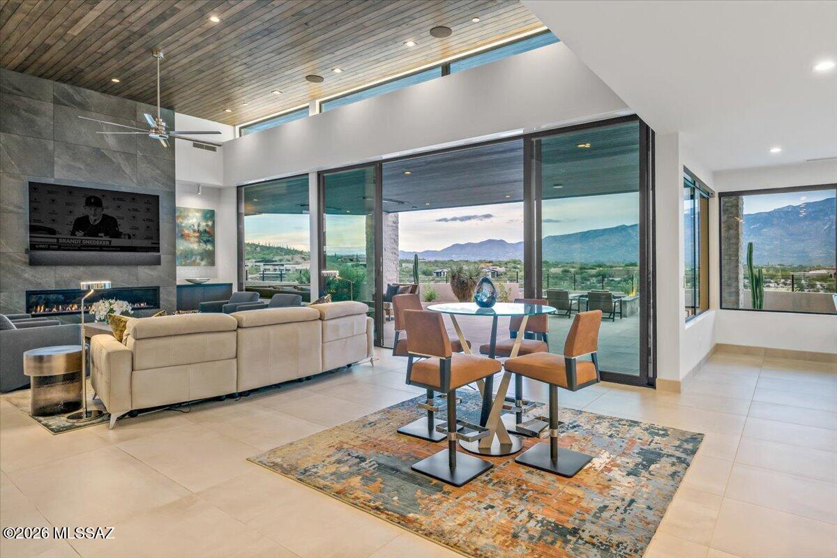 13977 N Flint Peak Place