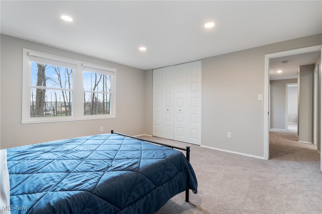 1564 Carriage Hill Drive