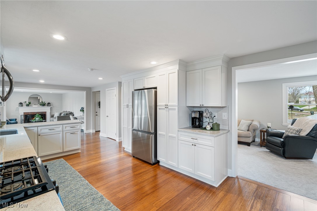 1564 Carriage Hill Drive