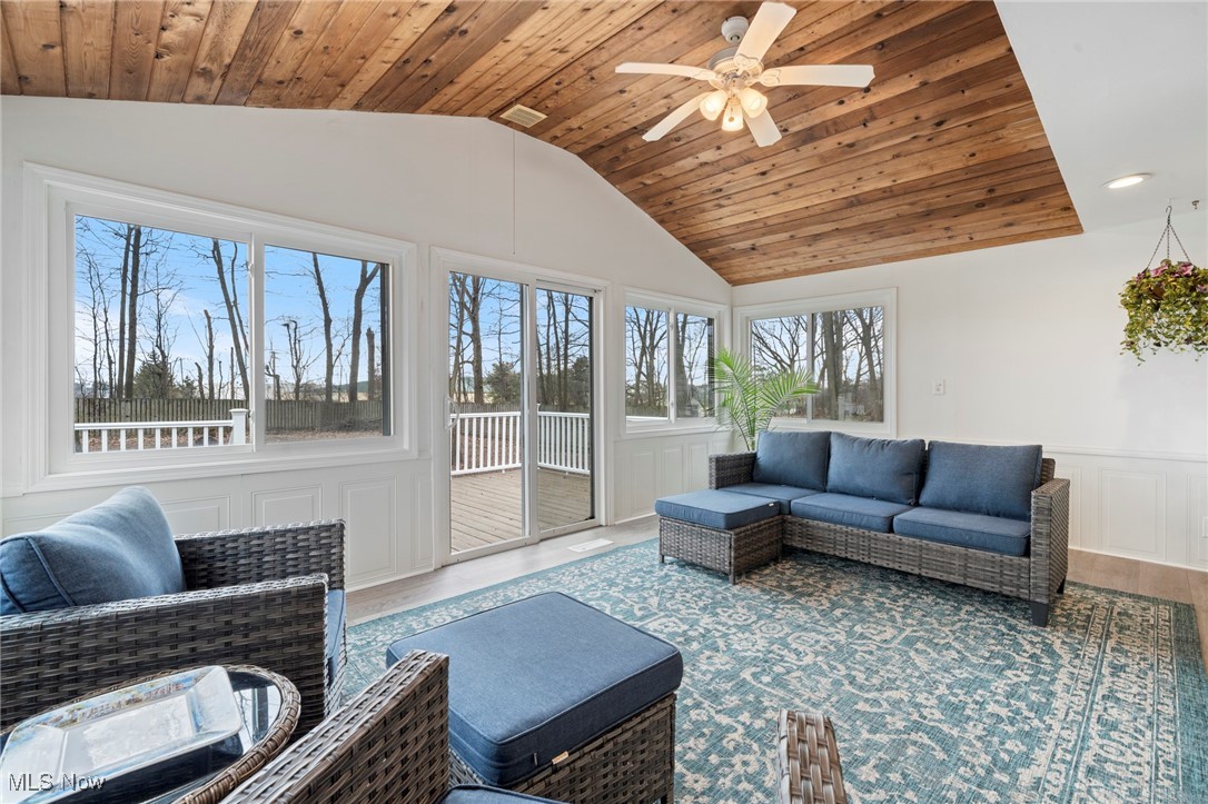 1564 Carriage Hill Drive