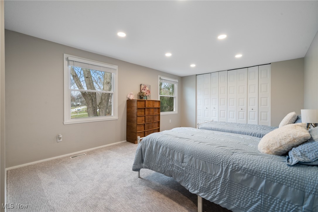 1564 Carriage Hill Drive