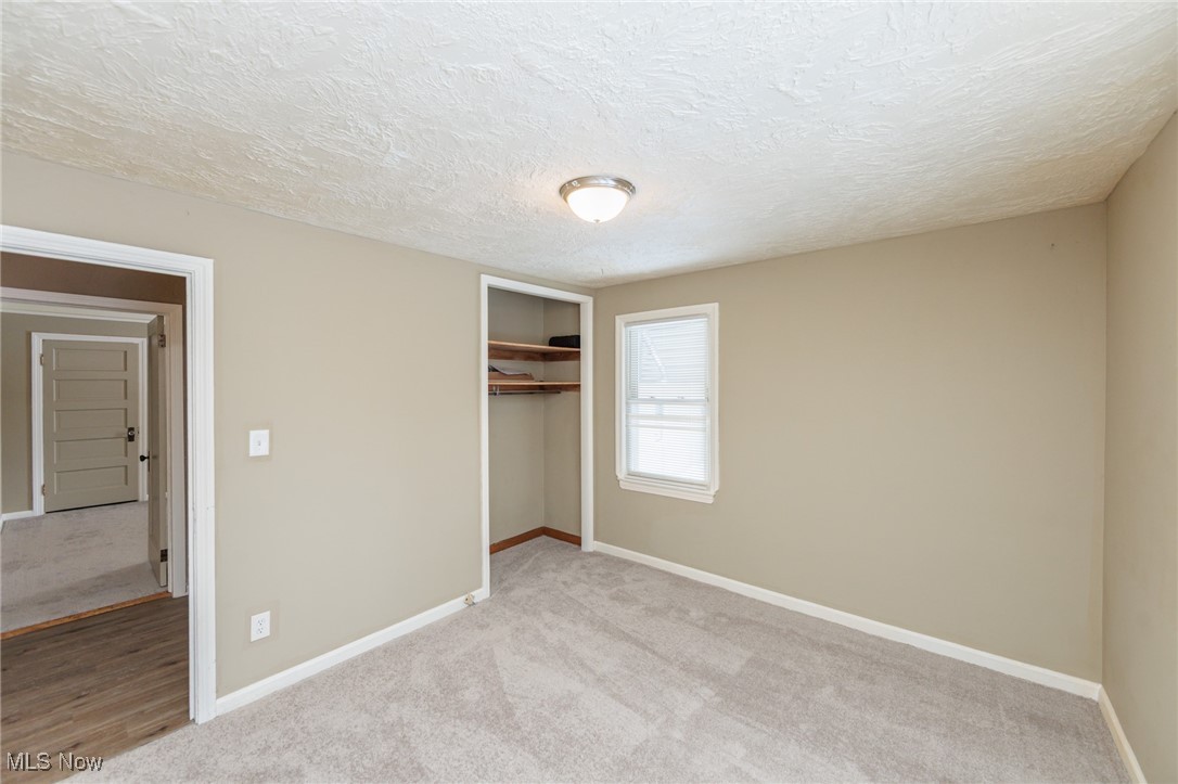 5062 Lee Road